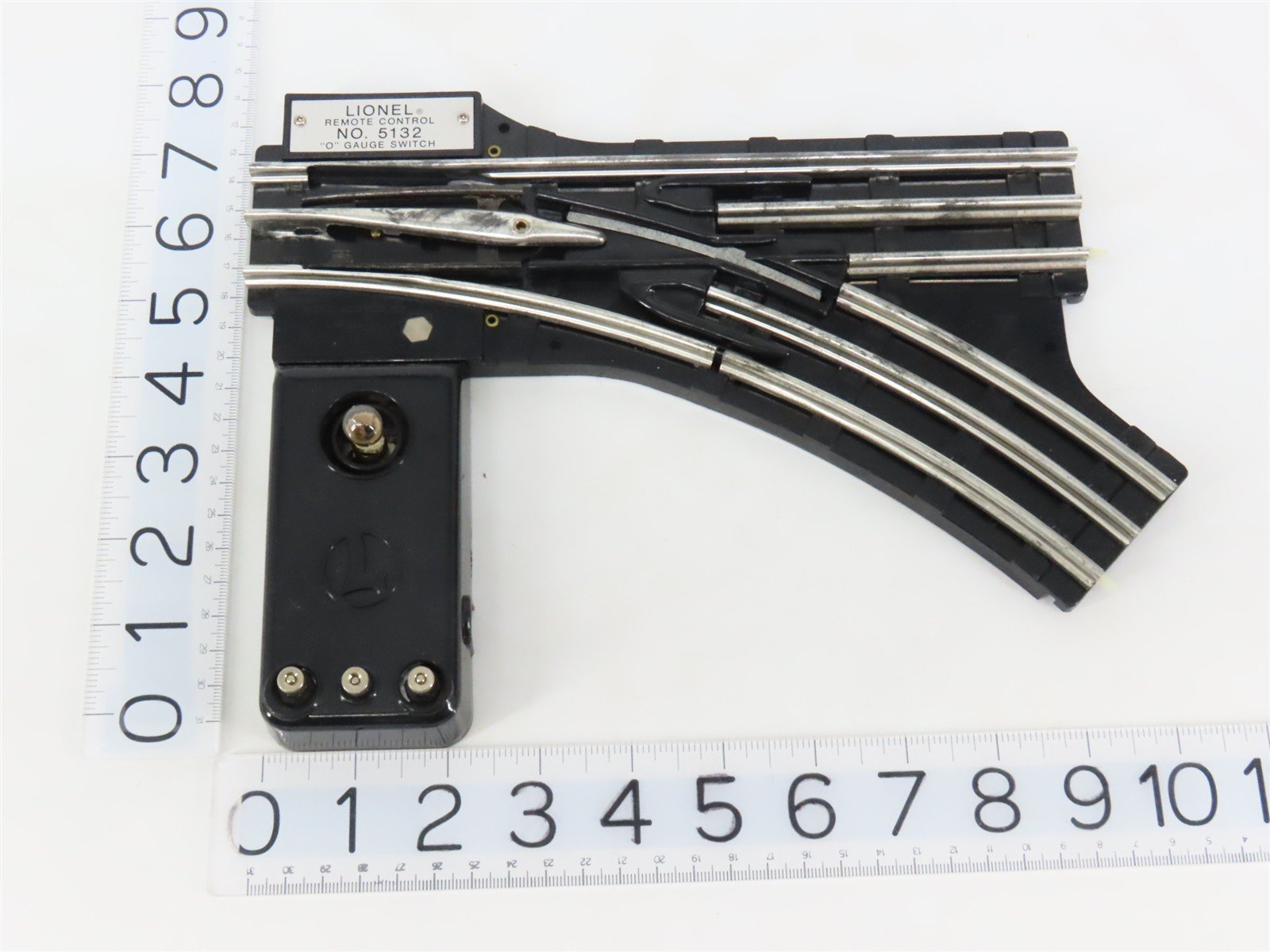 O Gauge 3-Rail Lionel 6-5132 Righthand Remote Switch Track Piece
