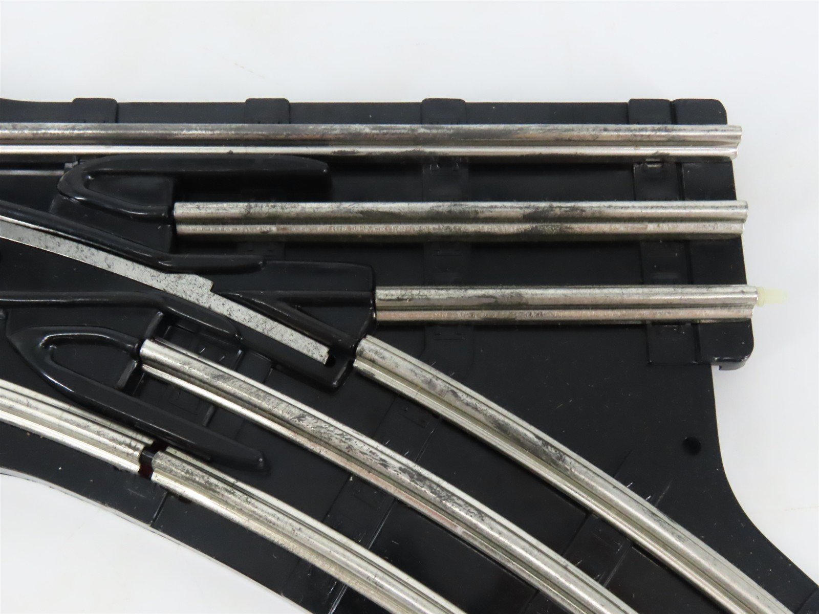 O Gauge 3-Rail Lionel 6-5132 Righthand Remote Switch Track Piece