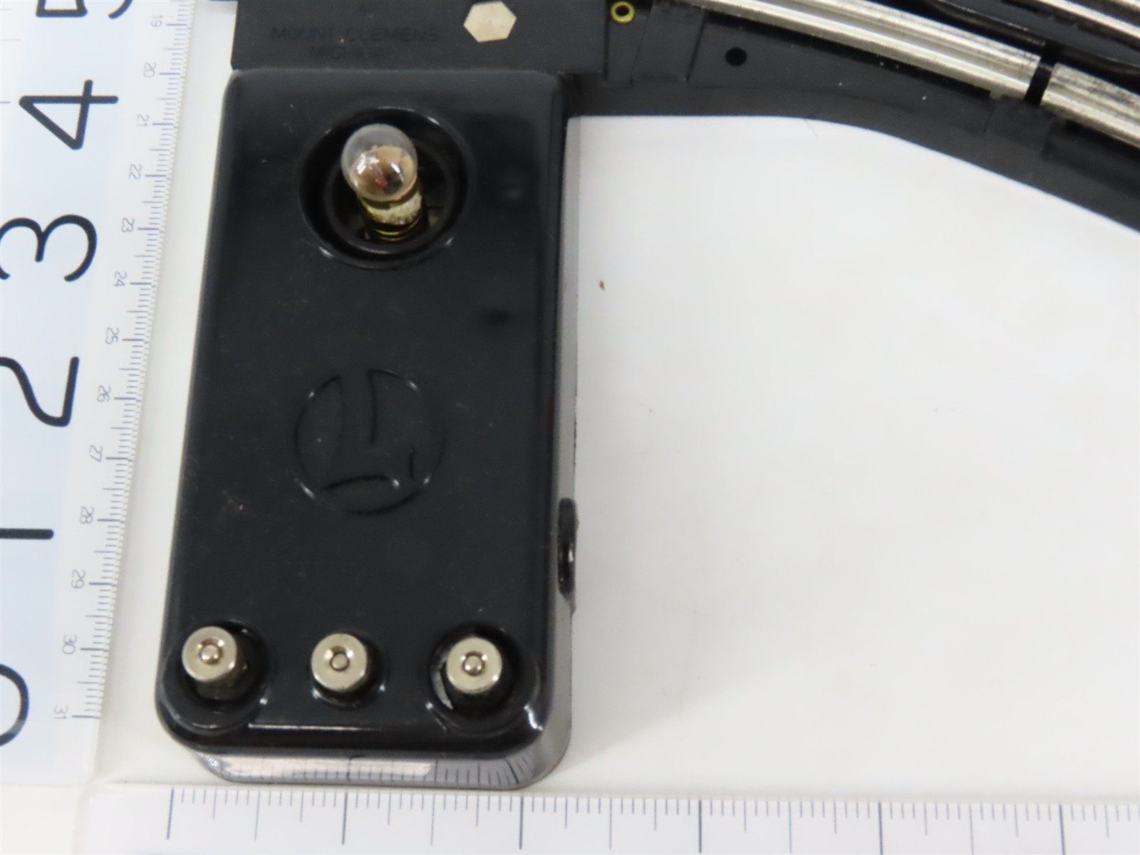 O Gauge 3-Rail Lionel 6-5132 Righthand Remote Switch Track Piece