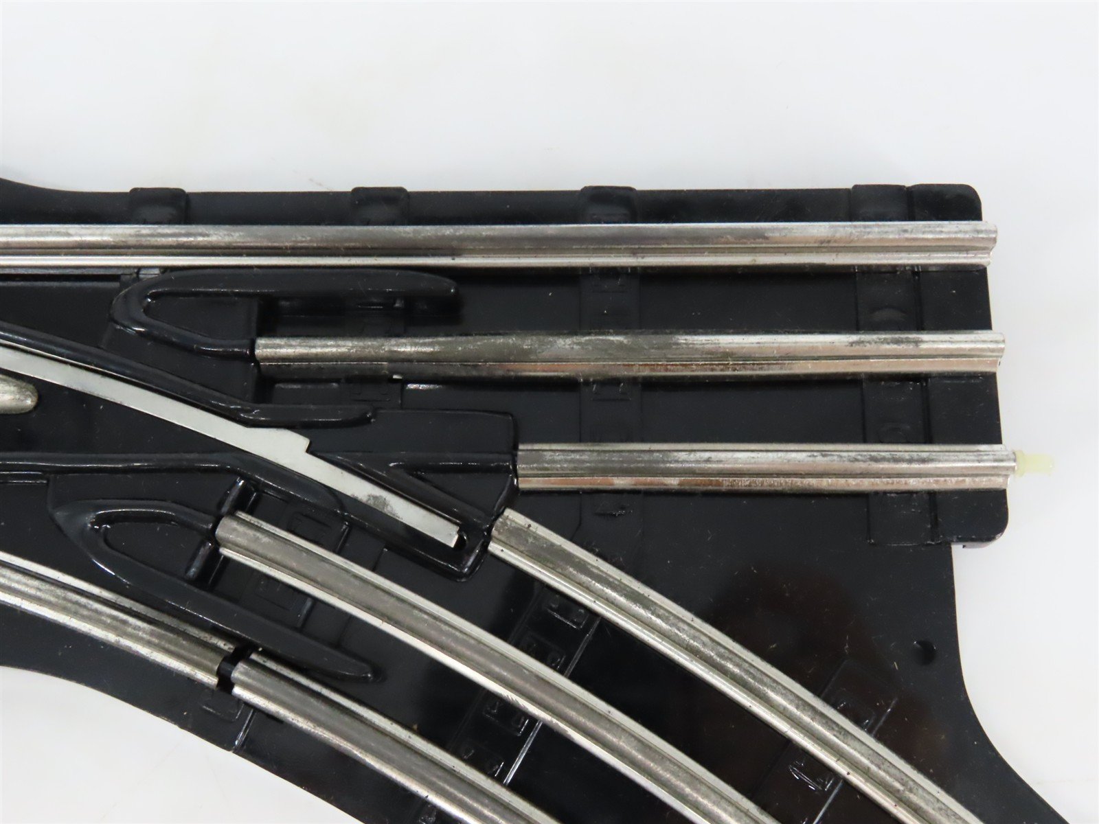 O Gauge 3-Rail Lionel 6-5132 Righthand Remote Switch Track Piece