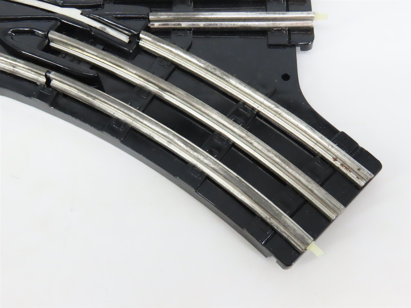 O Gauge 3-Rail Lionel 6-5132 Righthand Remote Switch Track Piece