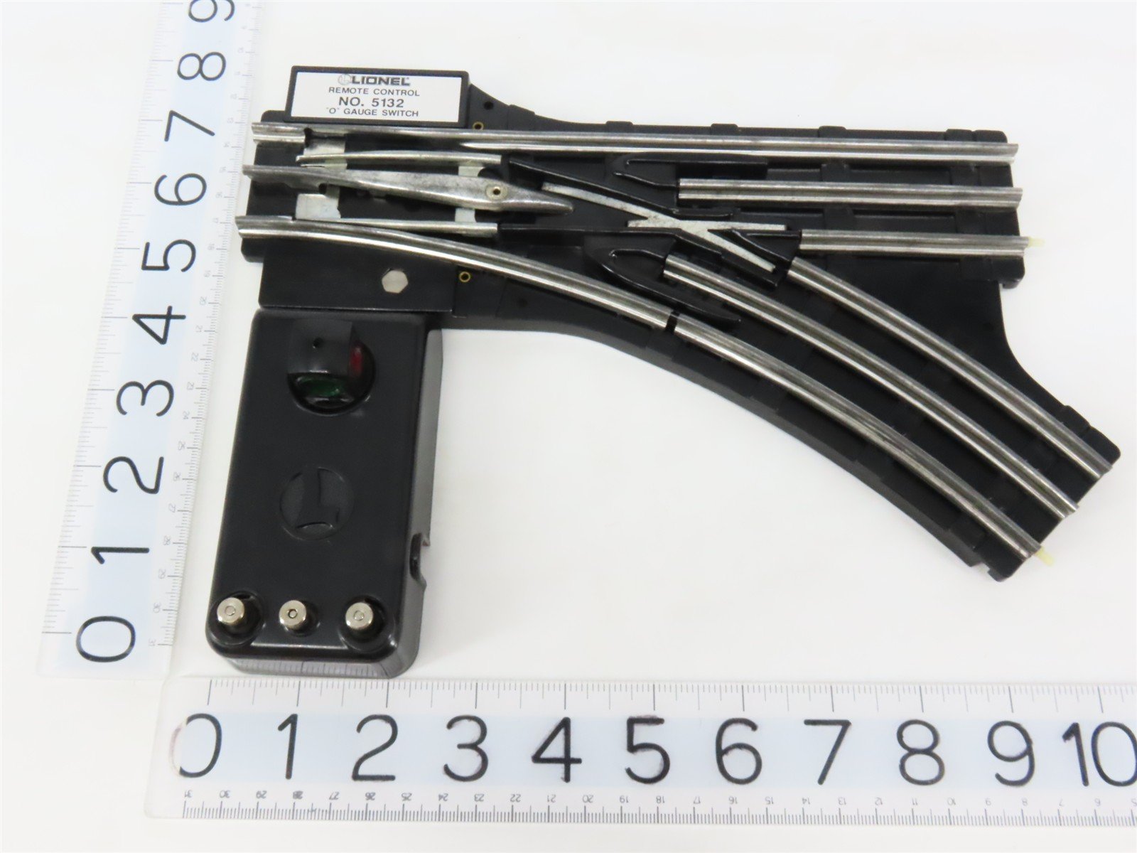 O Gauge 3-Rail Lionel 6-5132 Righthand Remote Switch Track Piece