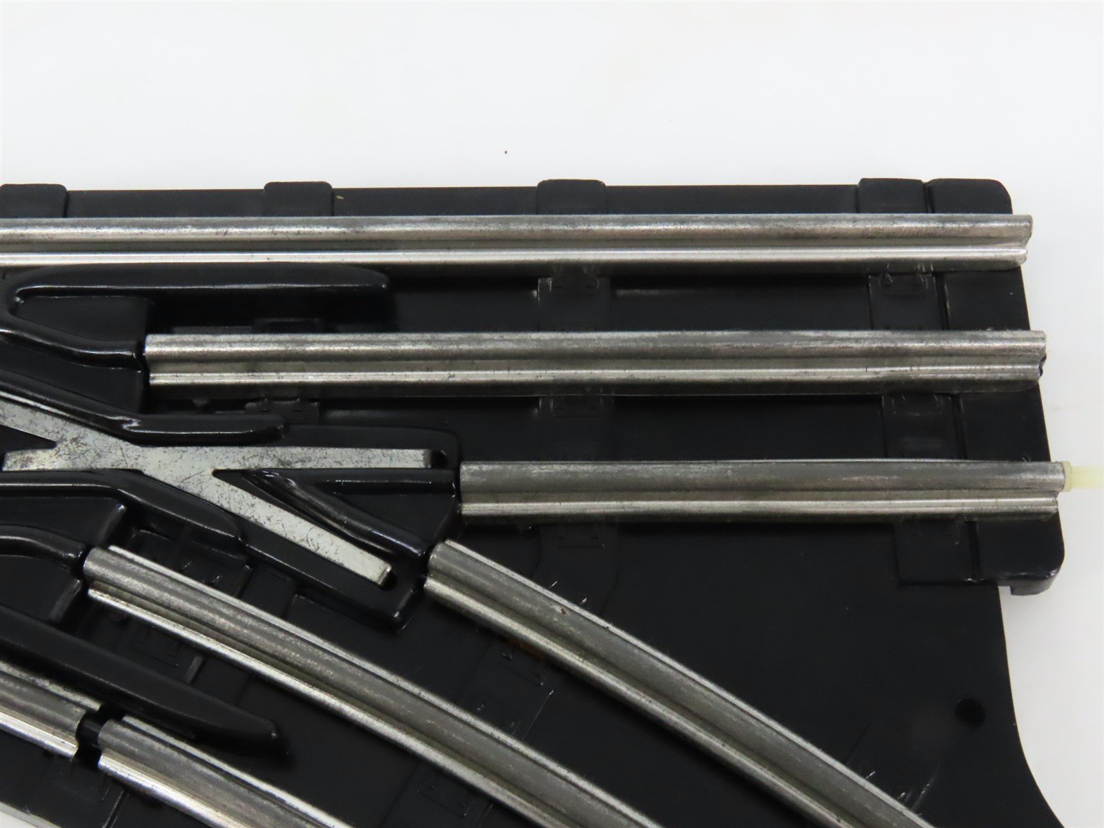 O Gauge 3-Rail Lionel 6-5132 Righthand Remote Switch Track Piece