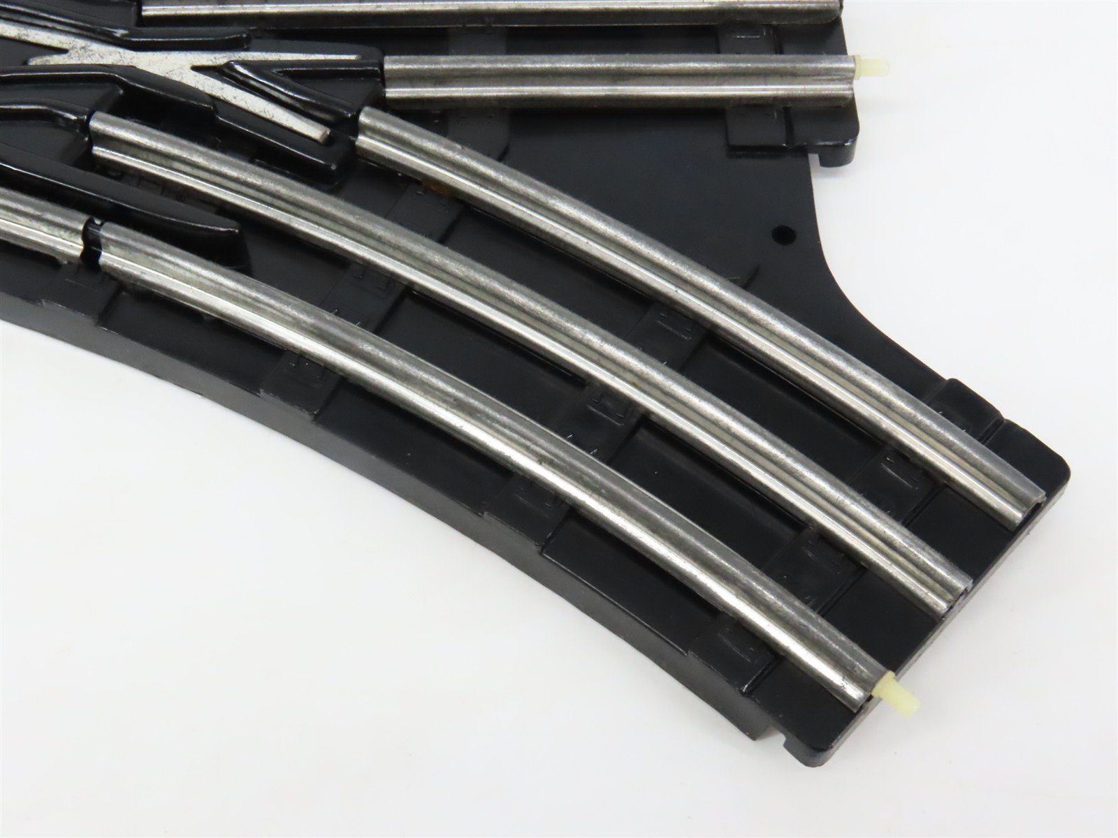 O Gauge 3-Rail Lionel 6-5132 Righthand Remote Switch Track Piece