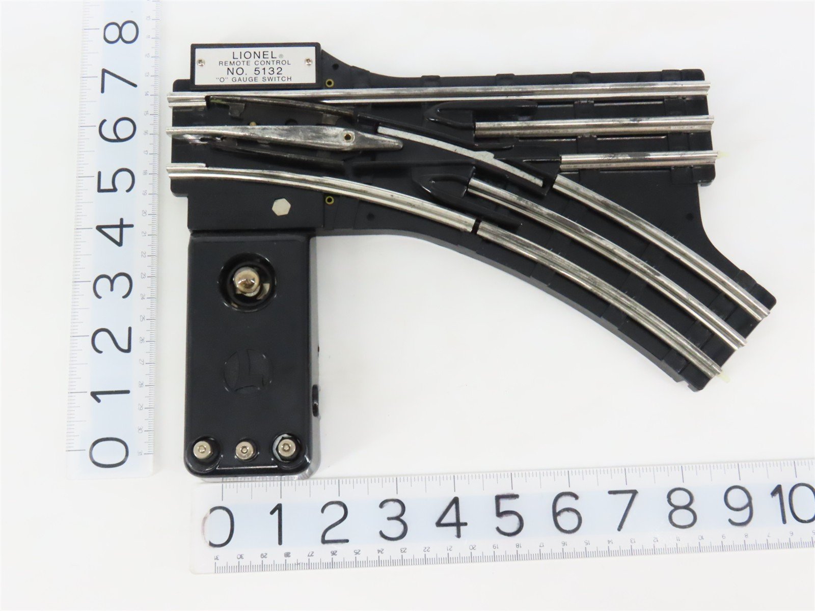 O Gauge 3-Rail Lionel 6-5132 Righthand Remote Switch Track Piece