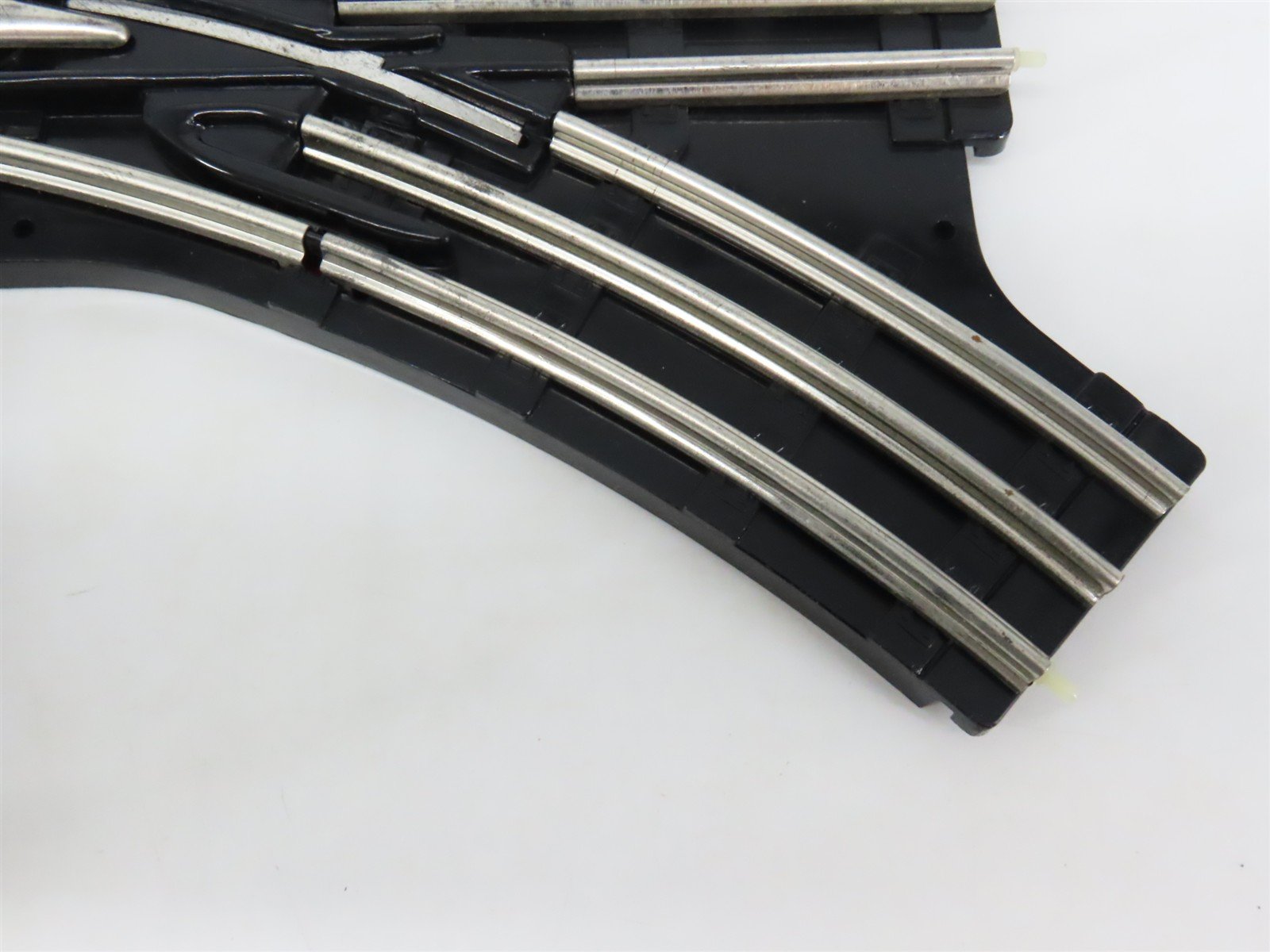 O Gauge 3-Rail Lionel 6-5132 Righthand Remote Switch Track Piece