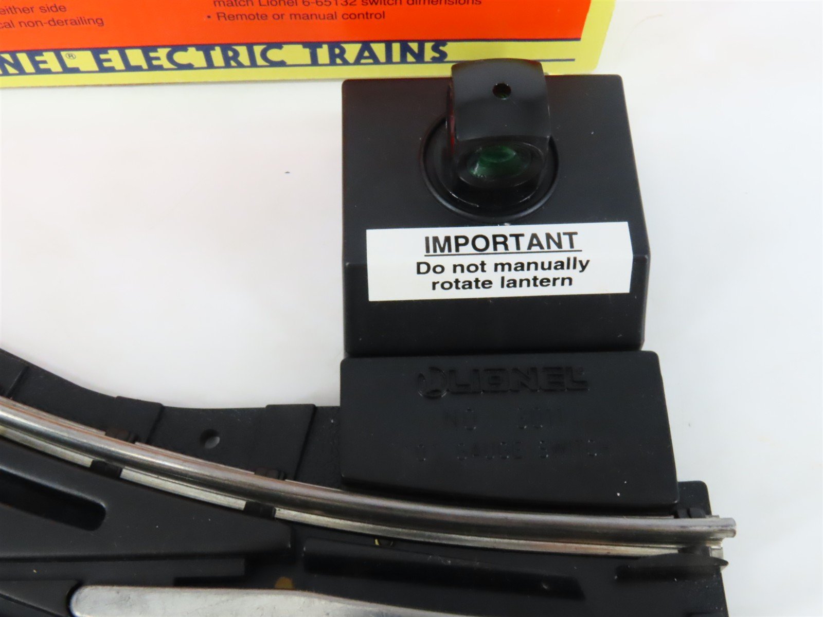 O Gauge 3-Rail Lionel 6-23011 Righthand Remote Switch Track Piece