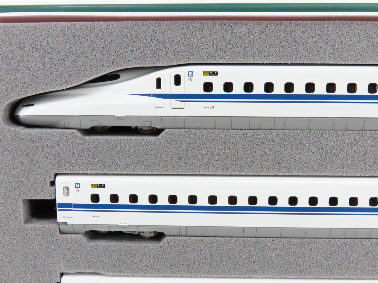 N Scale Kato 10-1819 N700 Series Shinkansen 