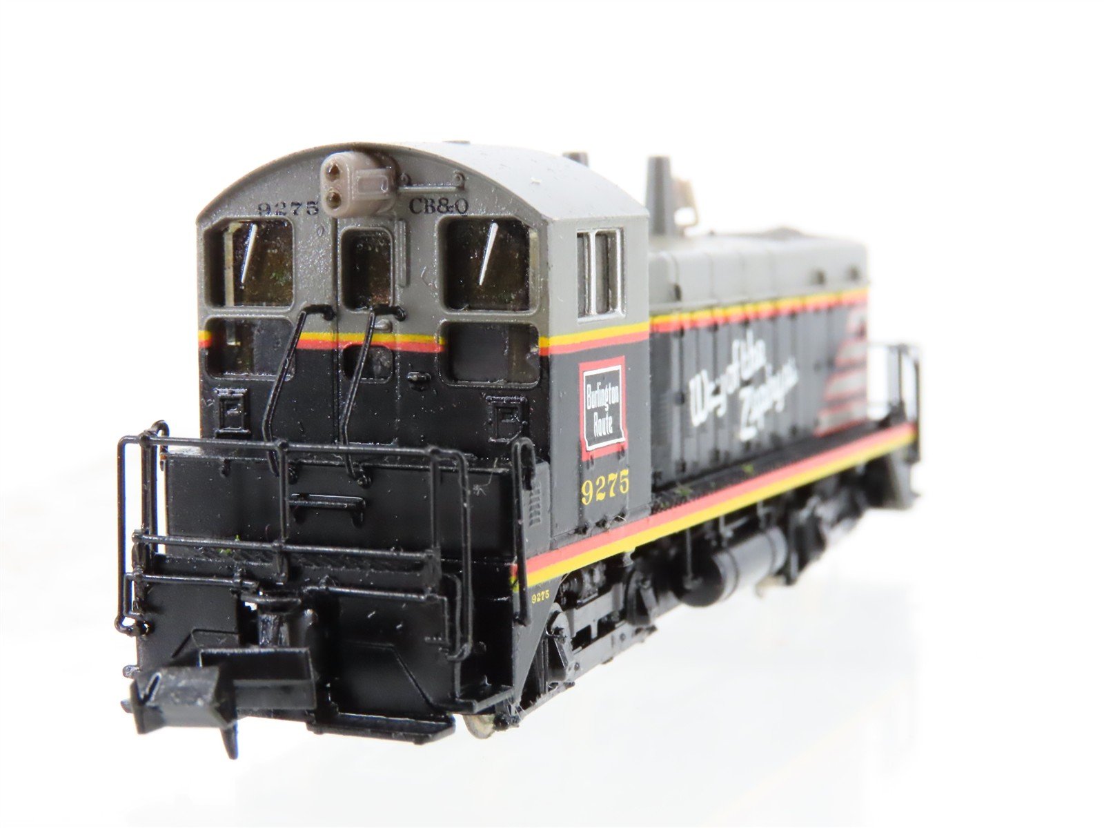 N Scale Life-Like 7884 CBQ Burlington SW9/1200 Diesel Locomotive #9275