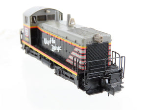 N Scale Life-Like 7884 CBQ Burlington SW9/1200 Diesel Locomotive #9275