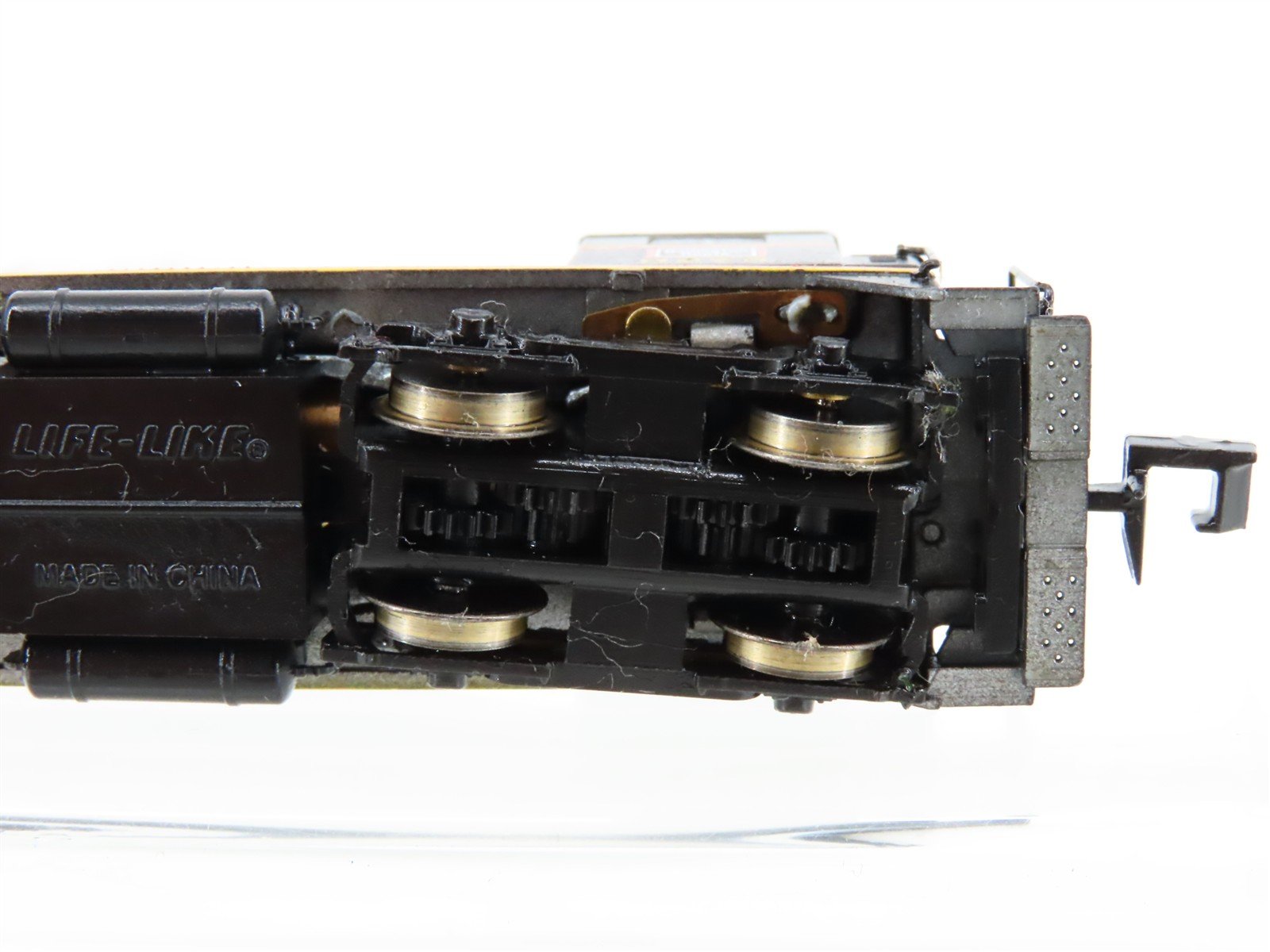 N Scale Life-Like 7884 CBQ Burlington SW9/1200 Diesel Locomotive #9275