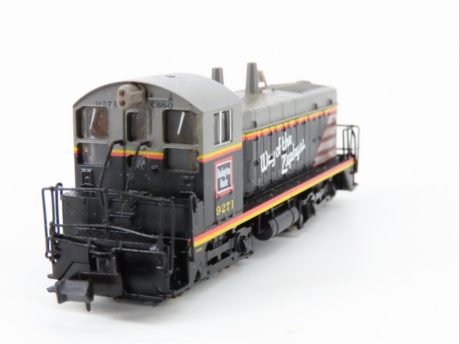 N Scale Life-Like 7883 CBQ Burlington SW9/1200 Diesel Locomotive #9271