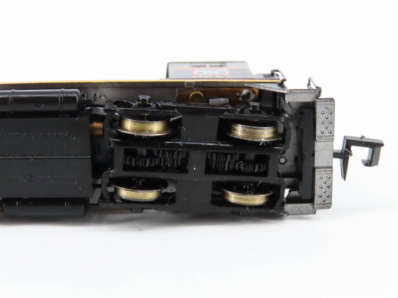 N Scale Life-Like 7883 CBQ Burlington SW9/1200 Diesel Locomotive #9271