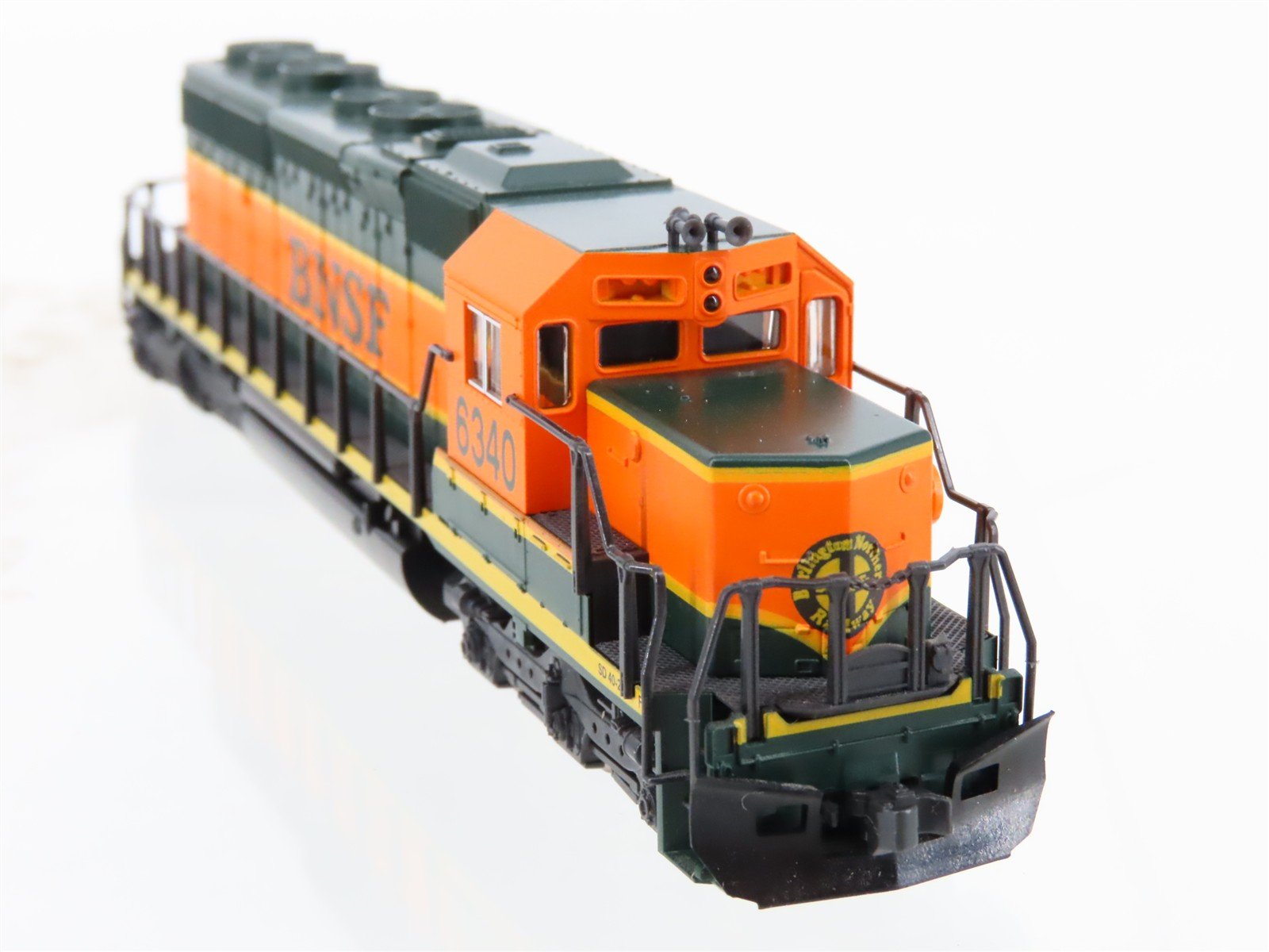 N Scale Kato 176-4902 BNSF Railway SD40-2 Diesel Locomotive #6340