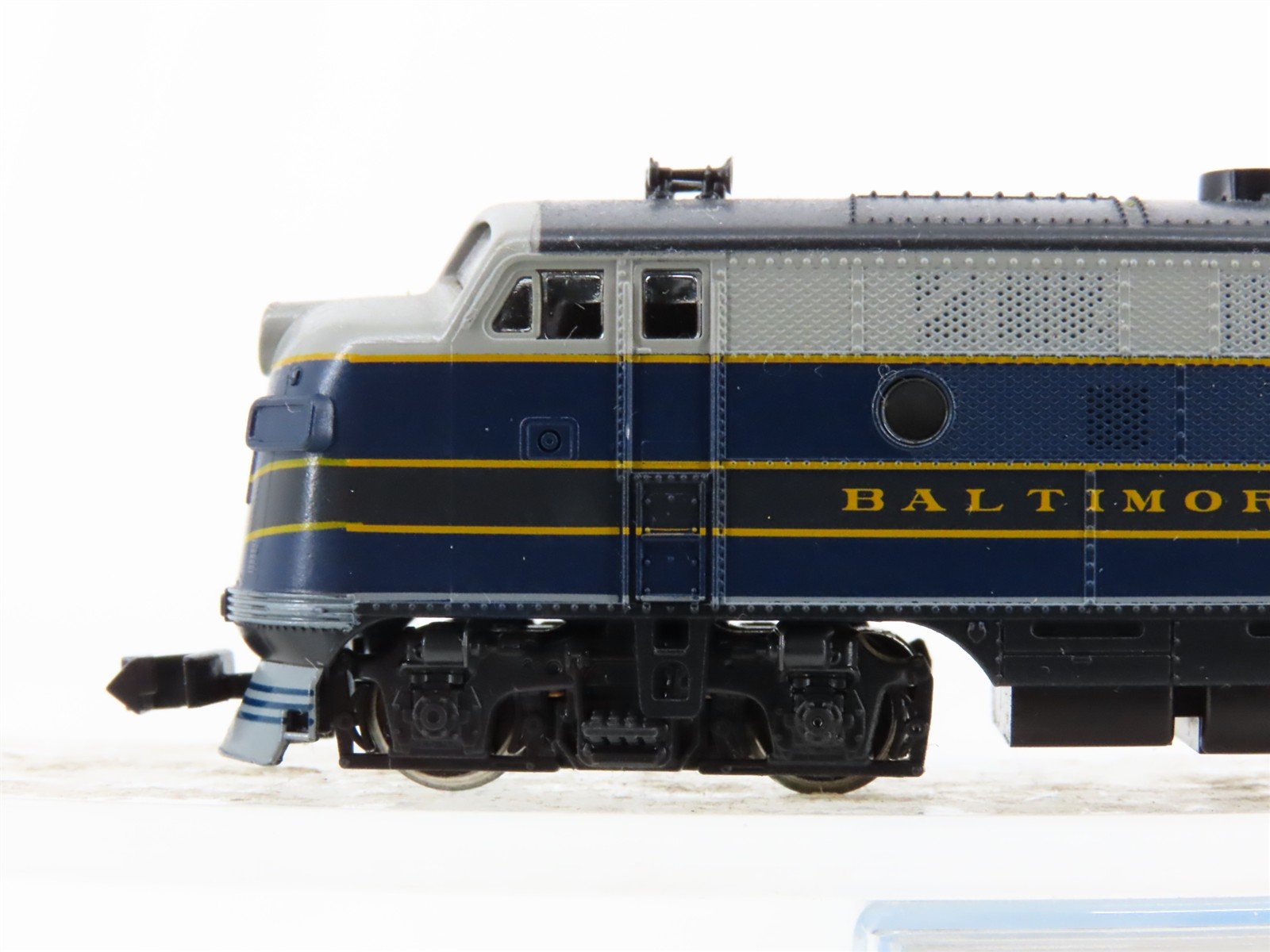 N Scale Kato 176-185 B&O Baltimore & Ohio F3A Diesel Locomotive #87