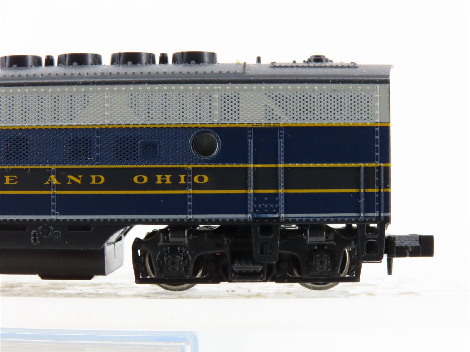 N Scale Kato 176-185 B&O Baltimore & Ohio F3A Diesel Locomotive #87