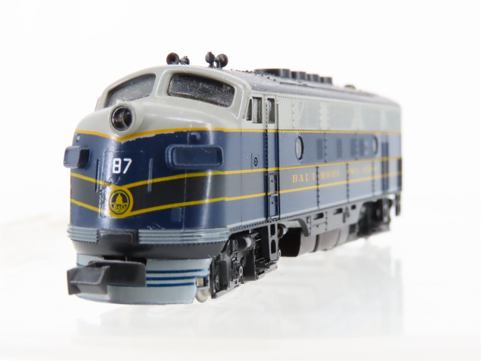 N Scale Kato 176-185 B&O Baltimore & Ohio F3A Diesel Locomotive #87