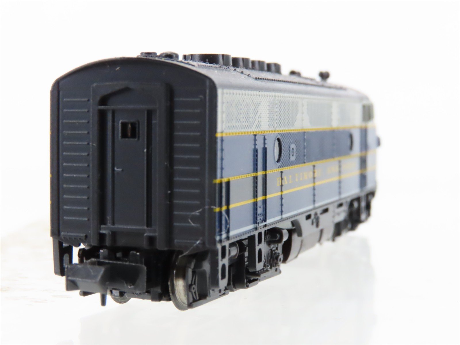 N Scale Kato 176-185 B&O Baltimore & Ohio F3A Diesel Locomotive #87