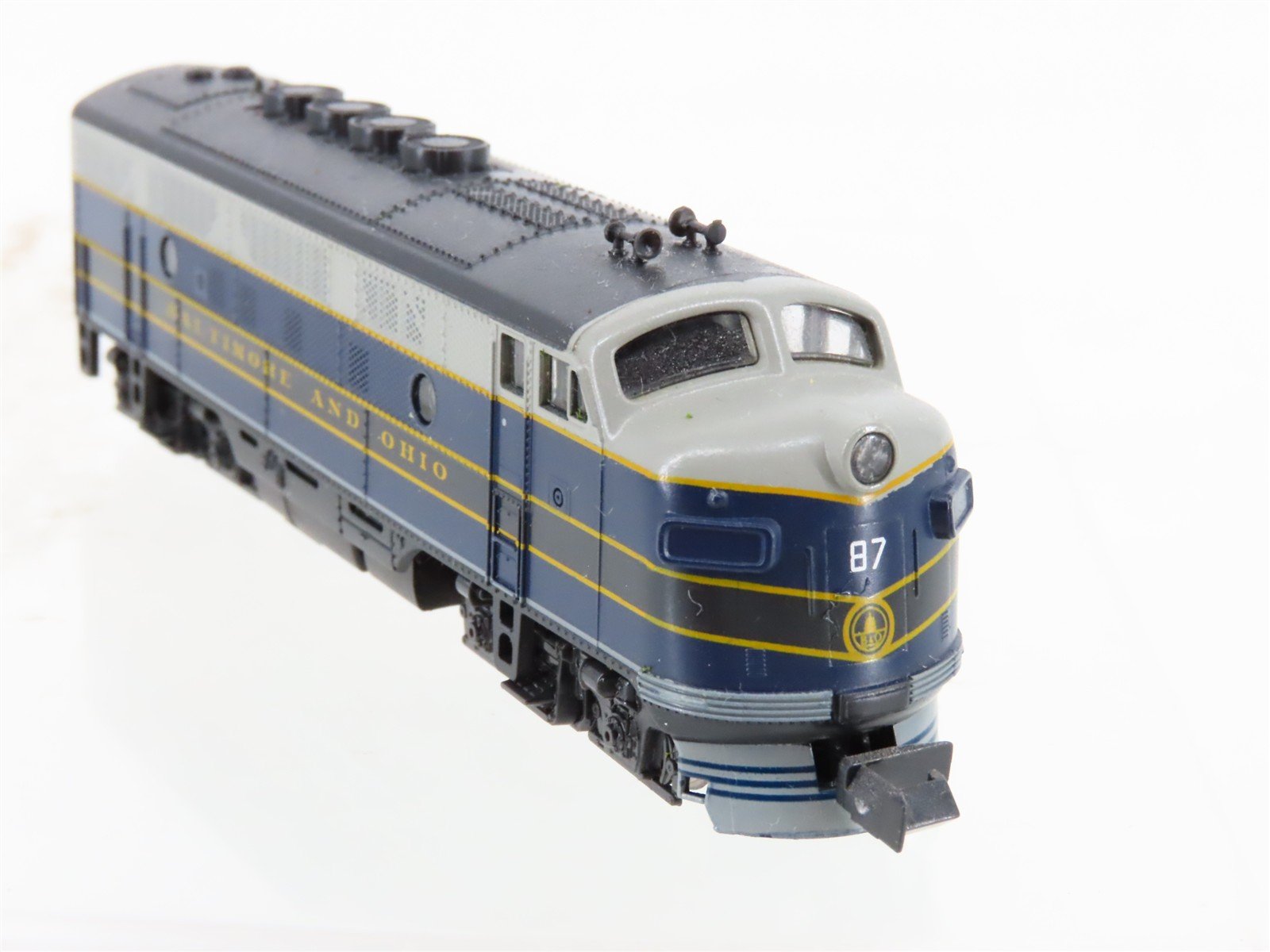 N Scale Kato 176-185 B&O Baltimore & Ohio F3A Diesel Locomotive #87