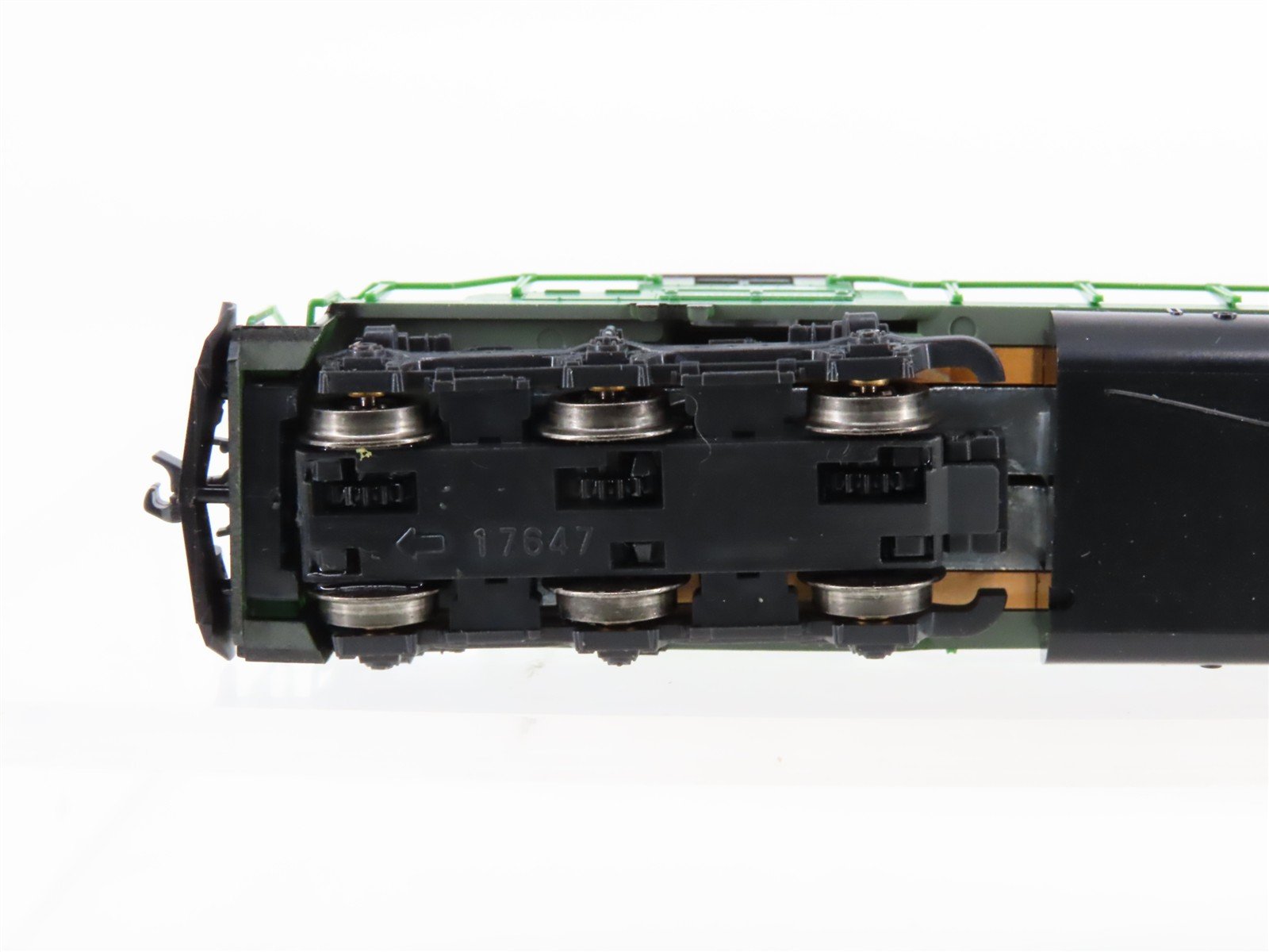 N Scale Kato 176-4802 BN Burlington Northern SD40-2 Diesel Locomotive #6363
