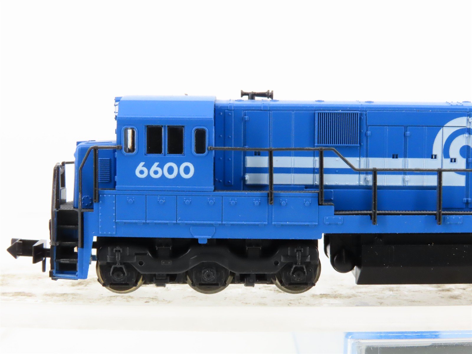 N Scale Kato 176-305 CR Conrail C30-7 Diesel Locomotive #6600
