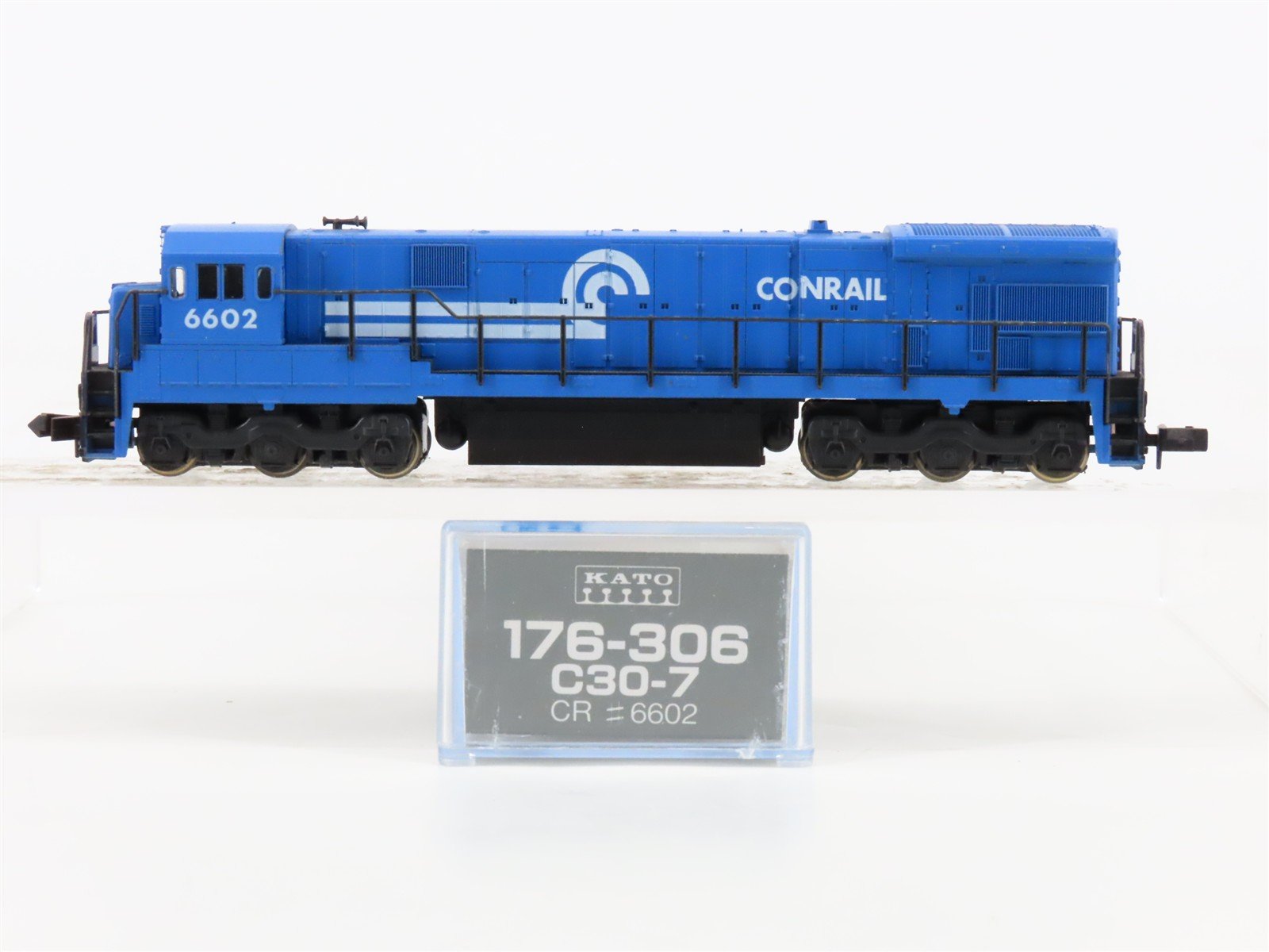 N Scale Kato 176-306 CR Conrail C30-7 Diesel Locomotive #6602