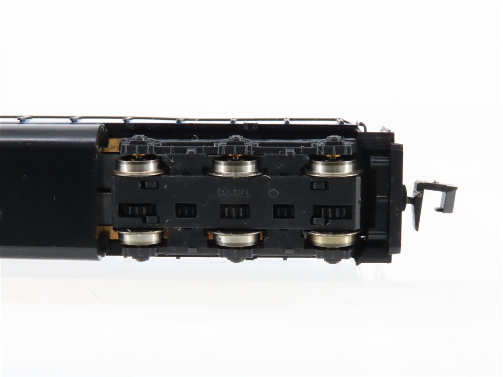 N Scale Kato 176-20Q CR Conrail SD40 Diesel Locomotive #6302