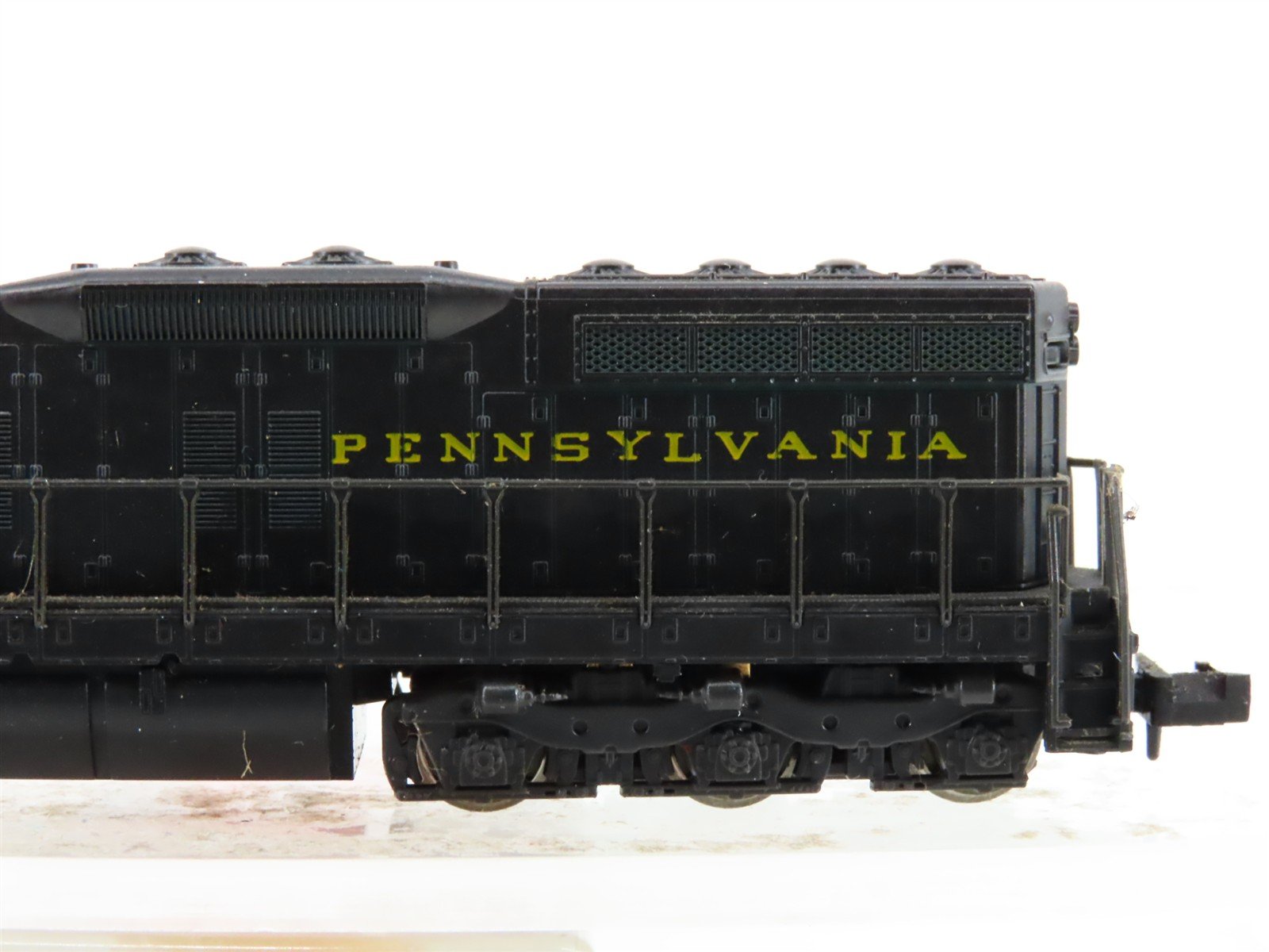N Scale Atlas 4527 PRR Pennsylvania SD9 Diesel Locomotive #7607