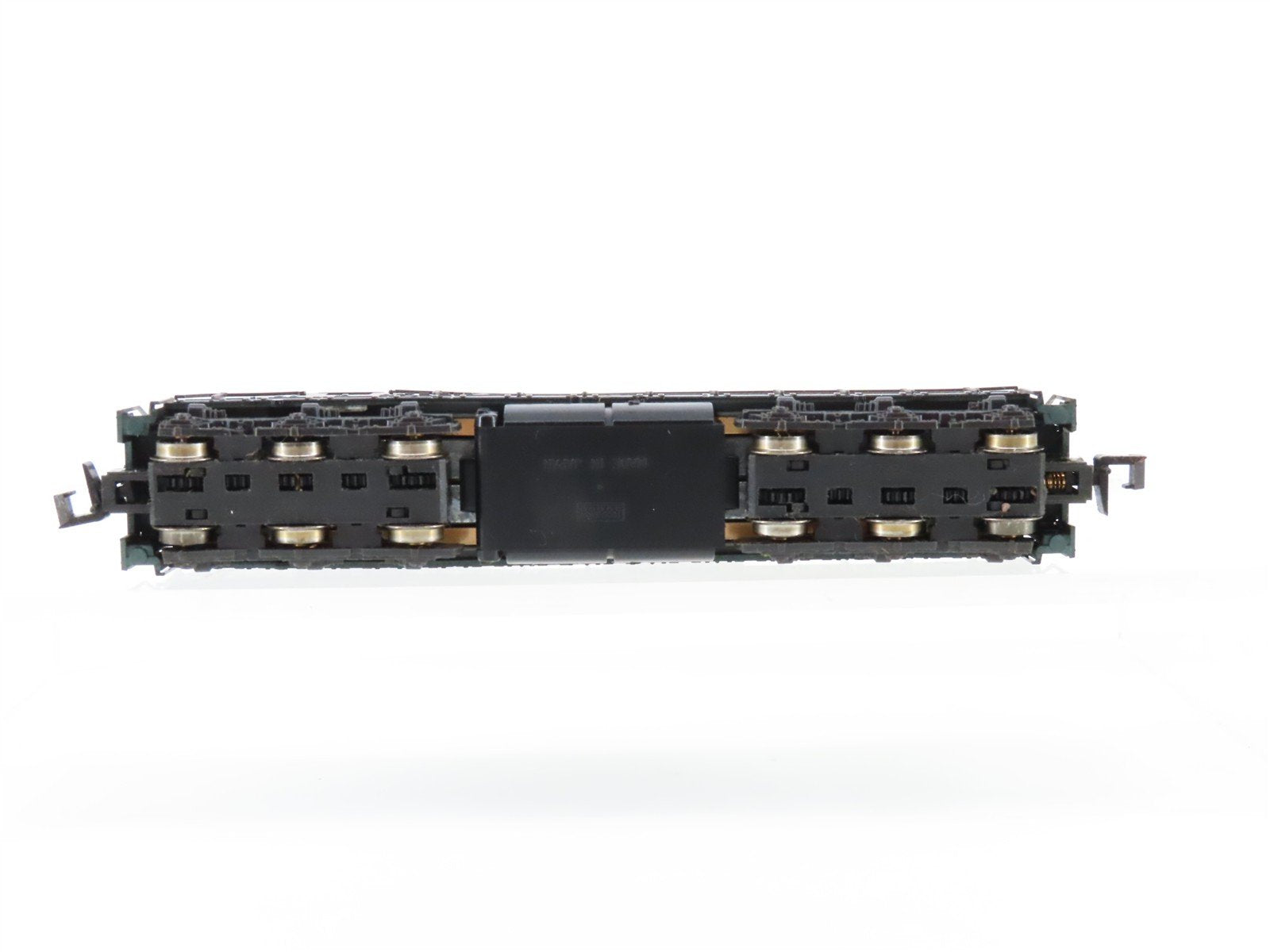 N Scale Atlas 4528 PRR Pennsylvania SD9 Diesel Locomotive #7621
