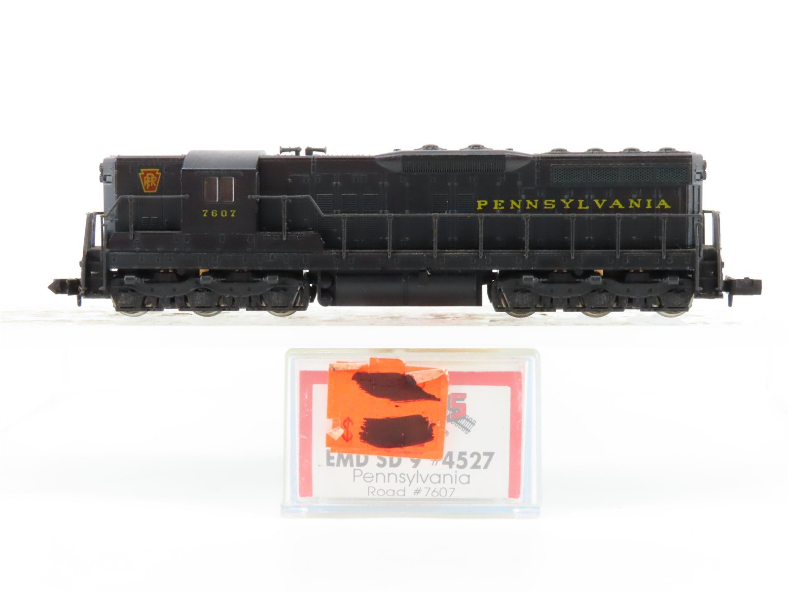 N Scale Atlas 4527 PRR Pennsylvania SD9 Diesel Locomotive #7607