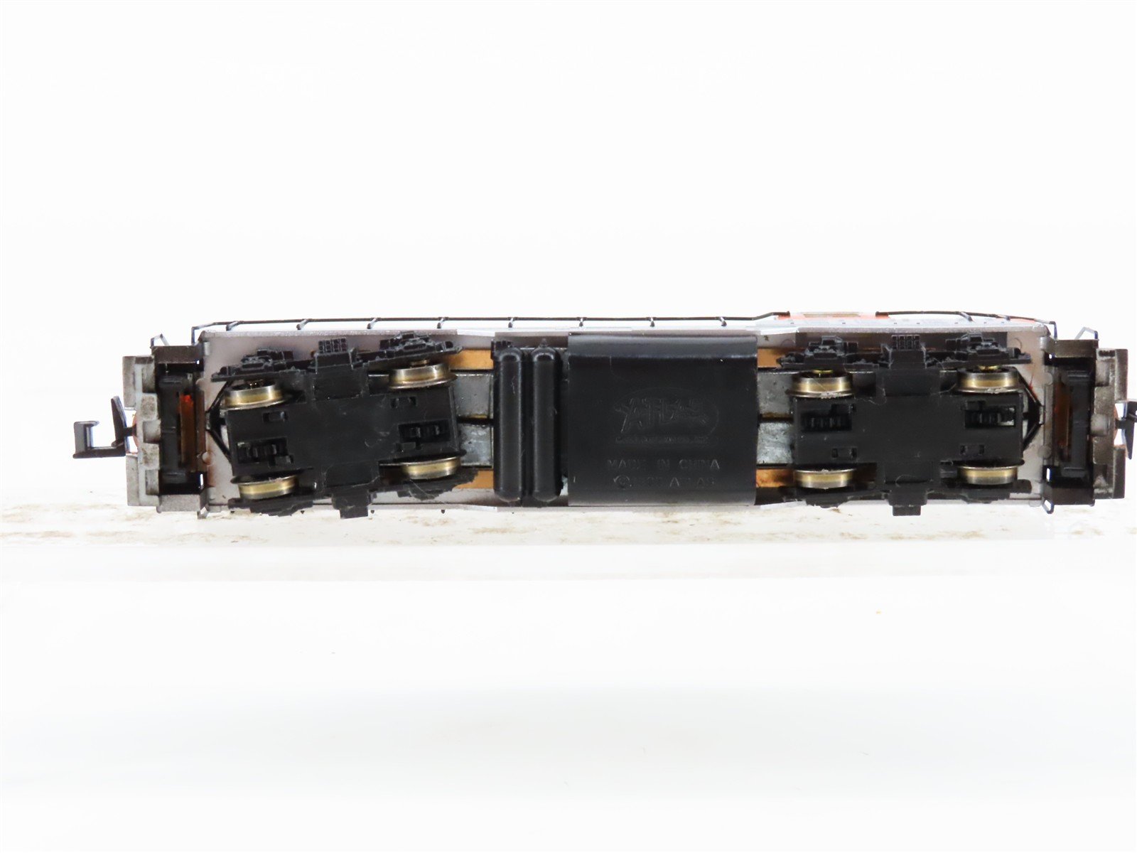 N Scale Atlas 48238 WP Western Pacific GP7 Diesel Locomotive