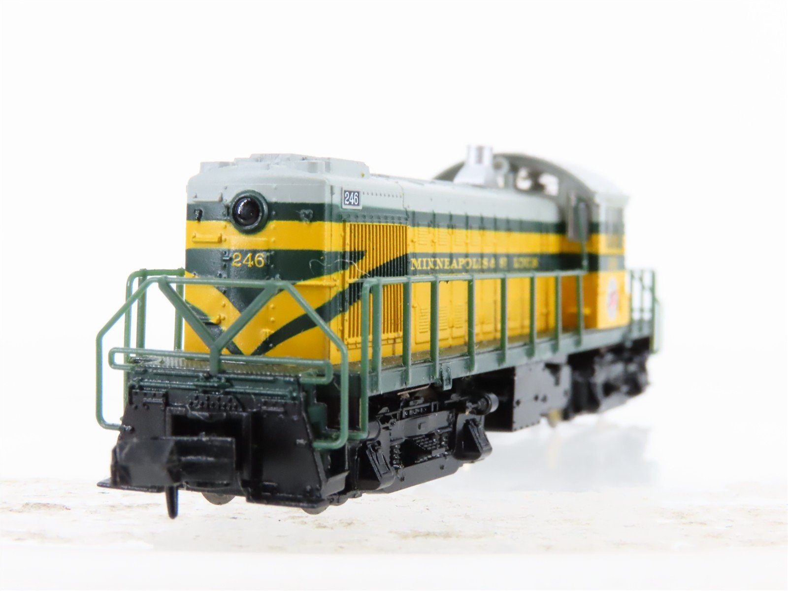 N Scale Atlas 44008 M&StL Minneapolis & St. Louis RS-1 Diesel Loco #246