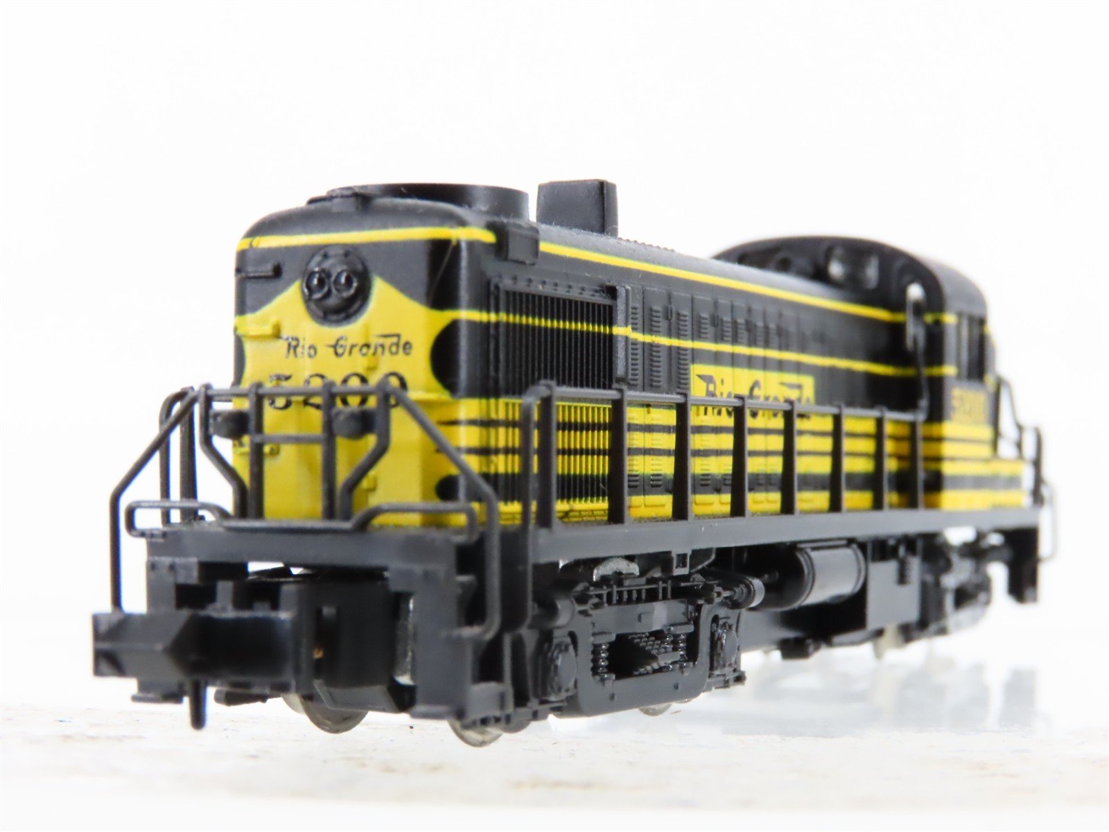 N Scale Atlas 42010 DRGW Rio Grande RS-3 Diesel Locomotive #5200