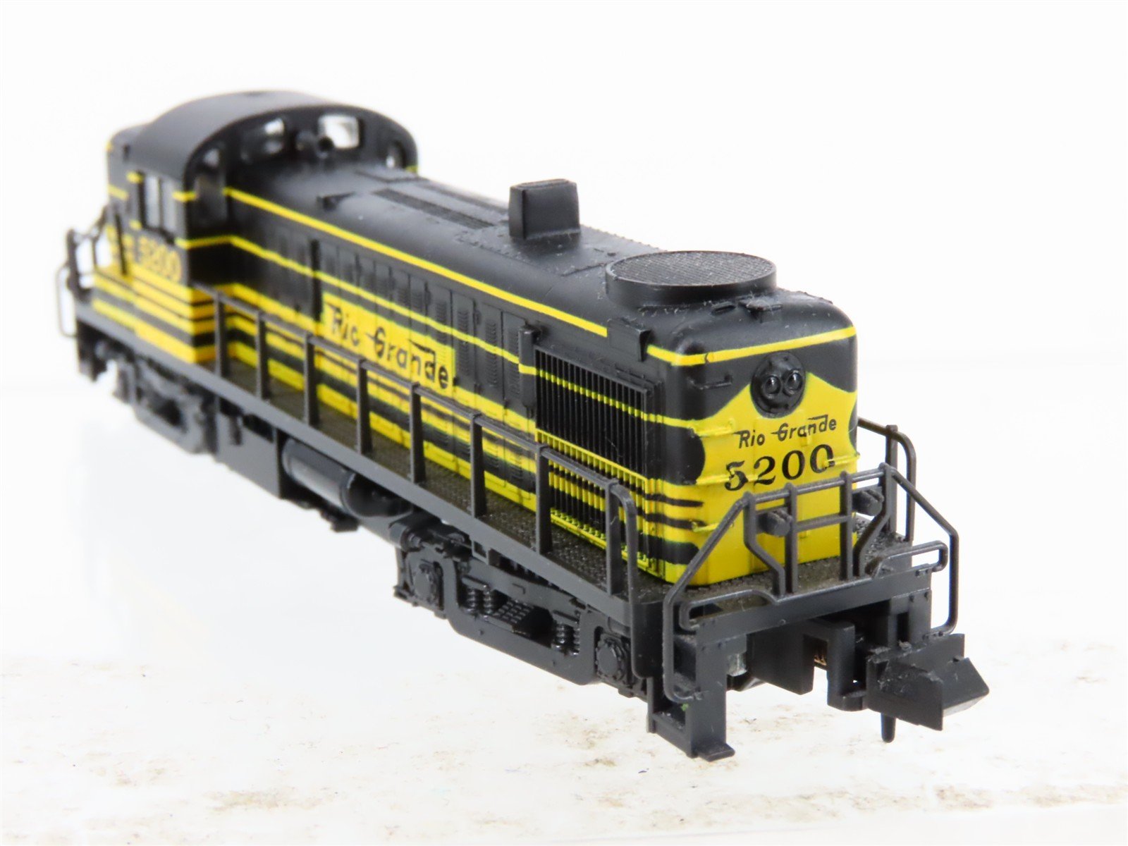N Scale Atlas 42010 DRGW Rio Grande RS-3 Diesel Locomotive #5200