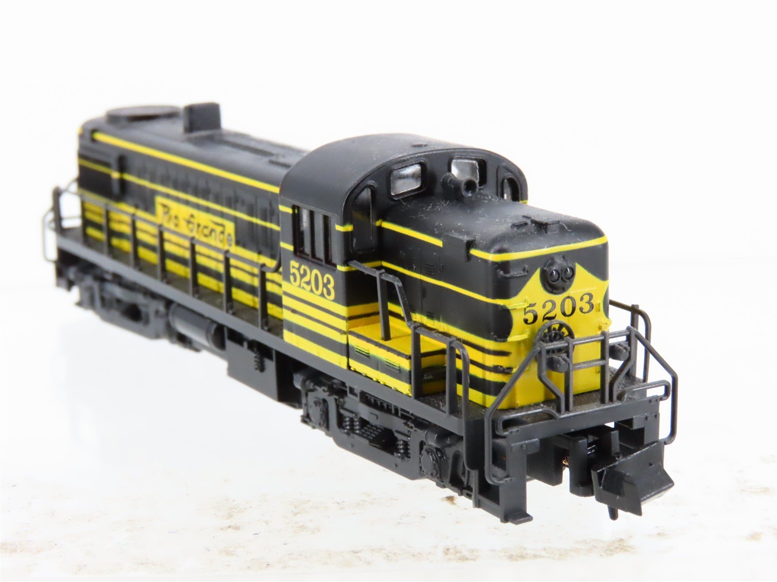 N Scale Atlas 42009 DRGW Rio Grande RS-3 Diesel Locomotive #52003