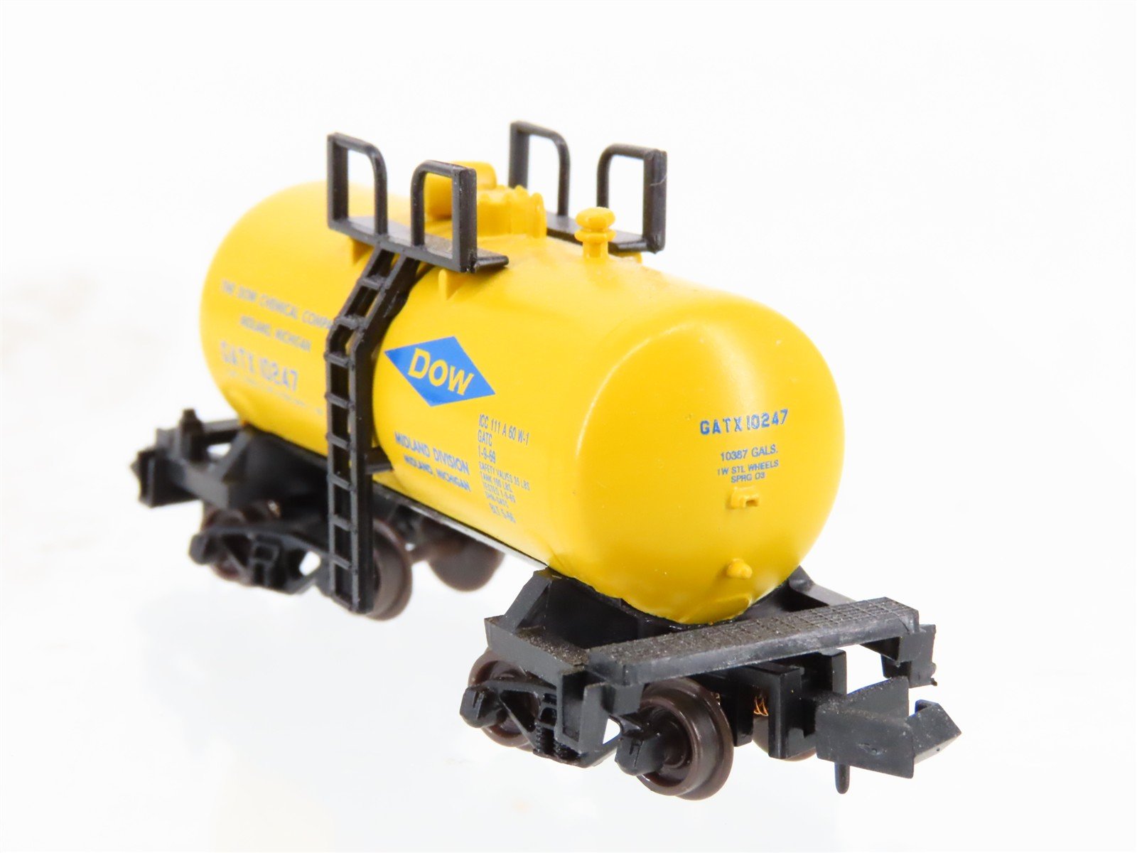 N Scale Atlas 32331 GATX DOW Chemical Beer Can Tankcar #10247