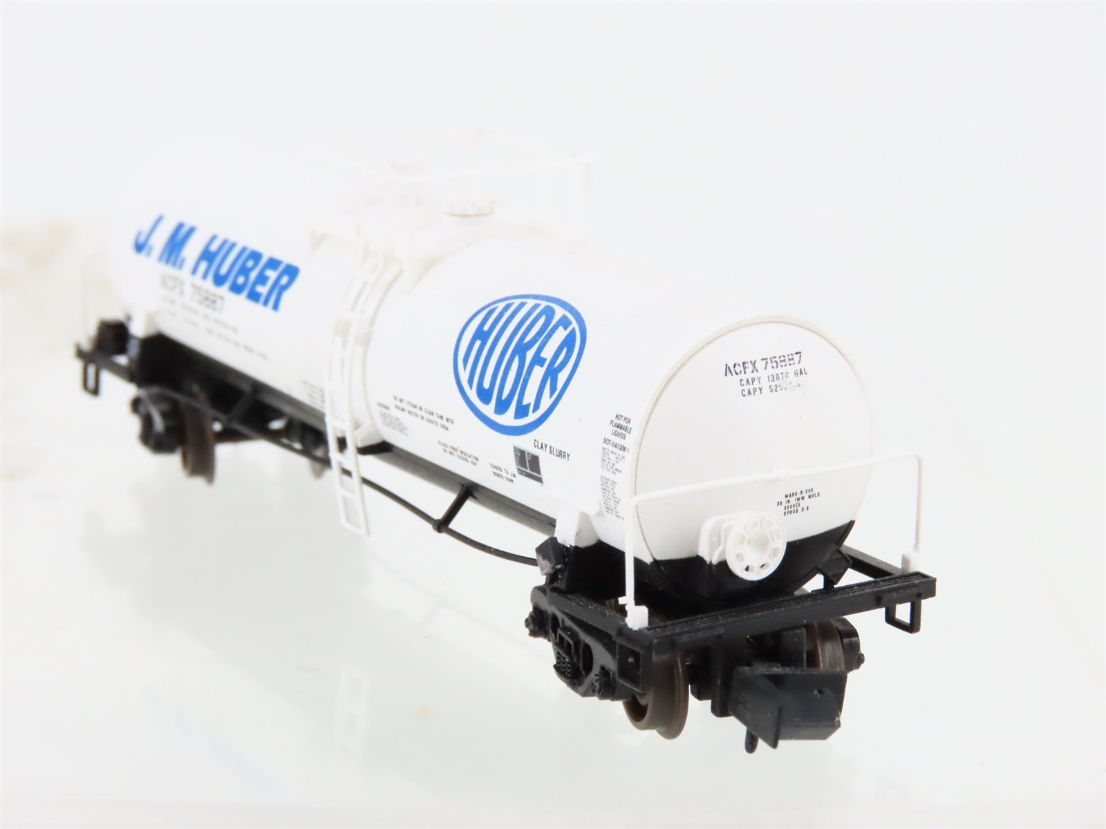 N Scale Atlas 34822 ACFX JM Huber Kaolin Tankcar #75887