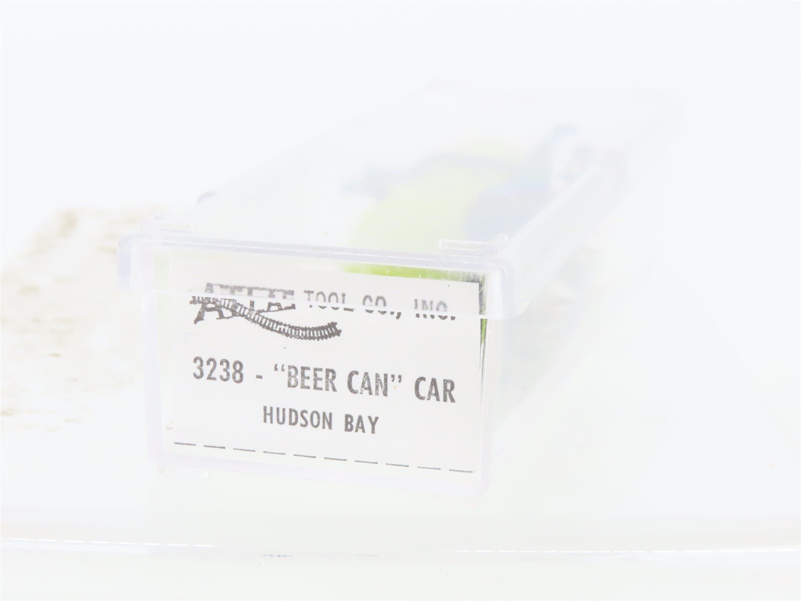 N Scale Atlas 3238 UTLX Hudson Bay Beer Can Tankcar #77354