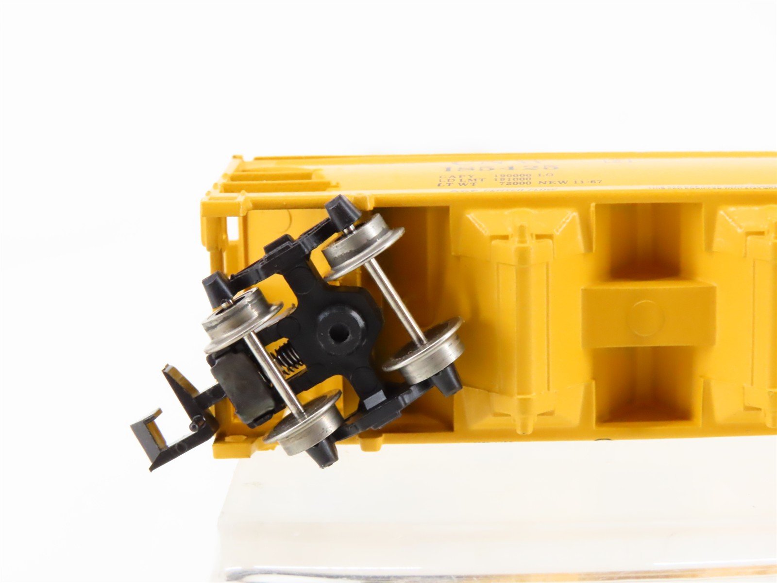 N Scale Atlas 3711 CNW Chicago Northwestern 4-Bay Covered Hopper #185425