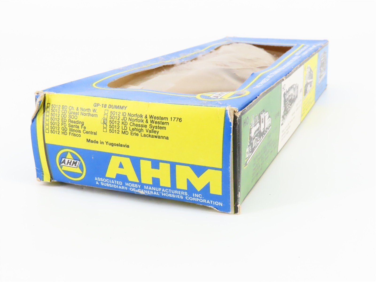 HO Scale AHM 5012KD C&O Chessie System EMD GP18 Diesel #4301 - Unpowered