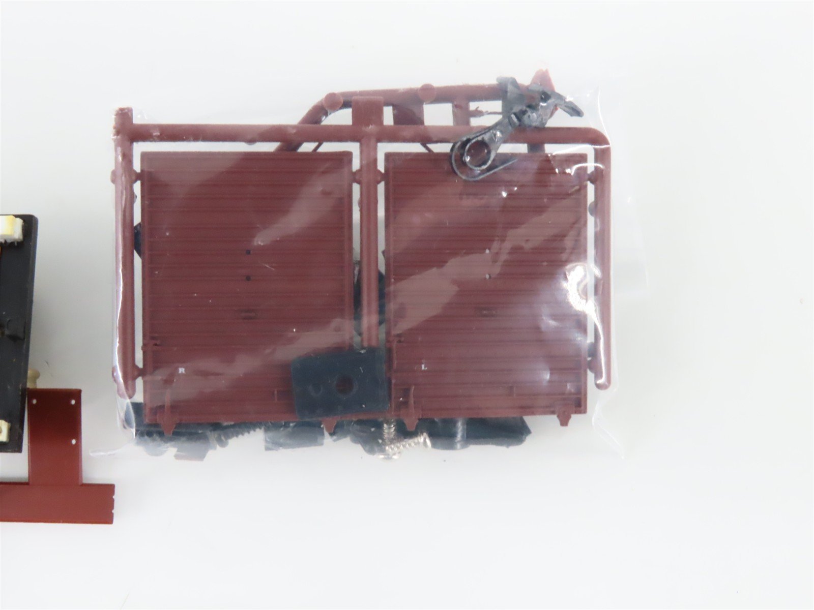 HO Scale Proto 2000 Kit 21788 NYC 50' Box Car #176221 - MOTORIZED