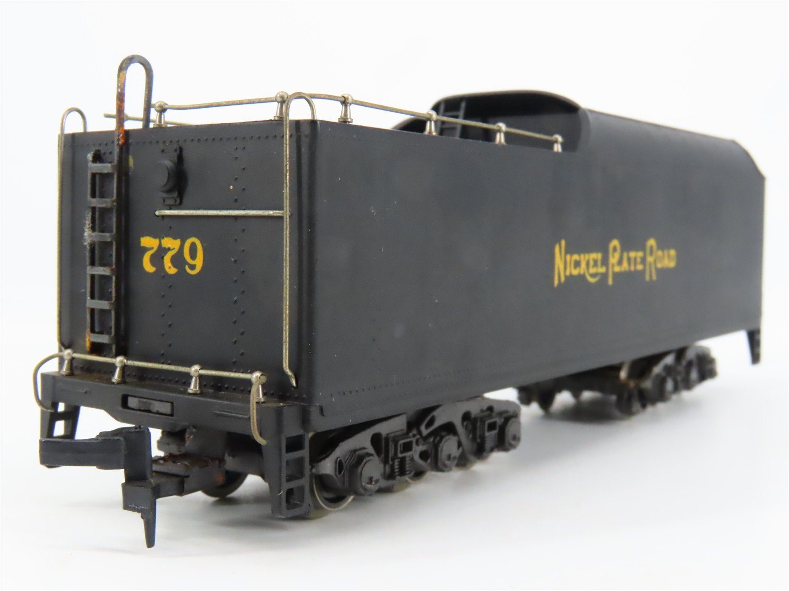 HO Scale Rivarossi NKP Nickel Plate Road 2-8-4 Steam Locomotive #779