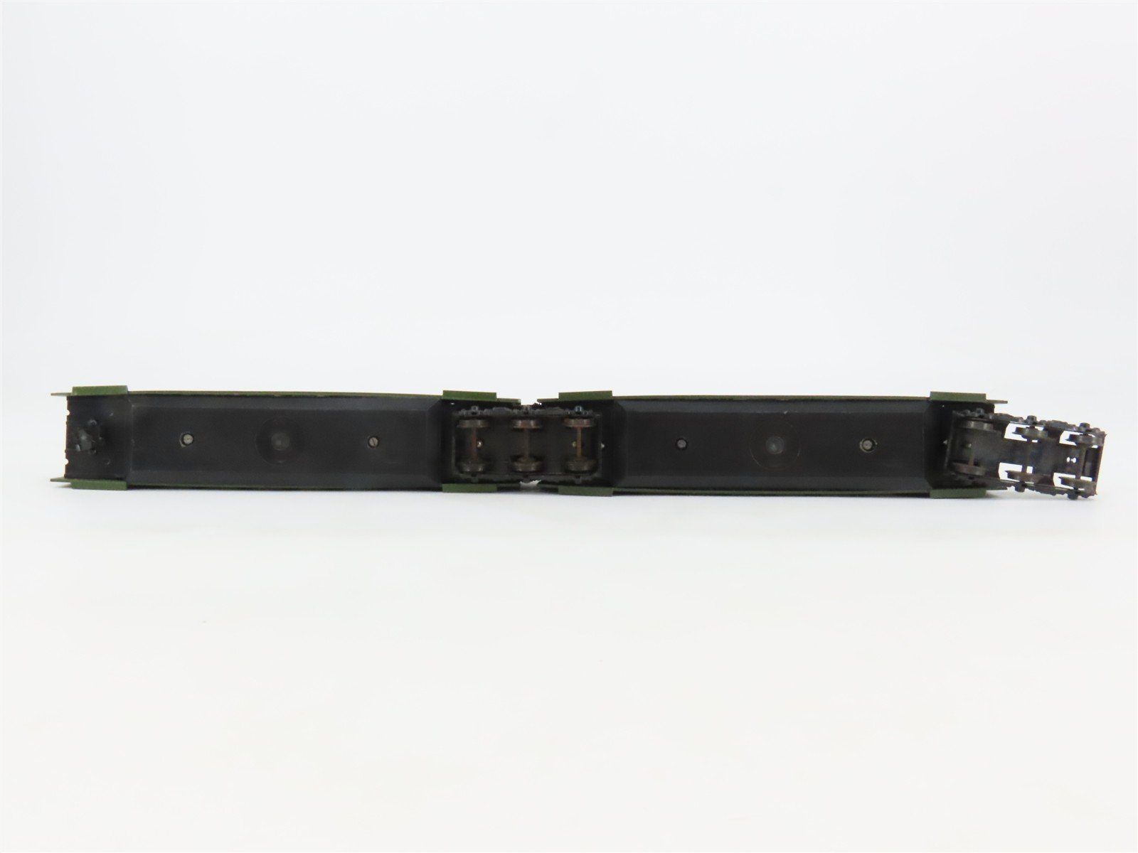 HO Scale Schicht 426/886 DR Deutsche Reichbahn Passenger Car