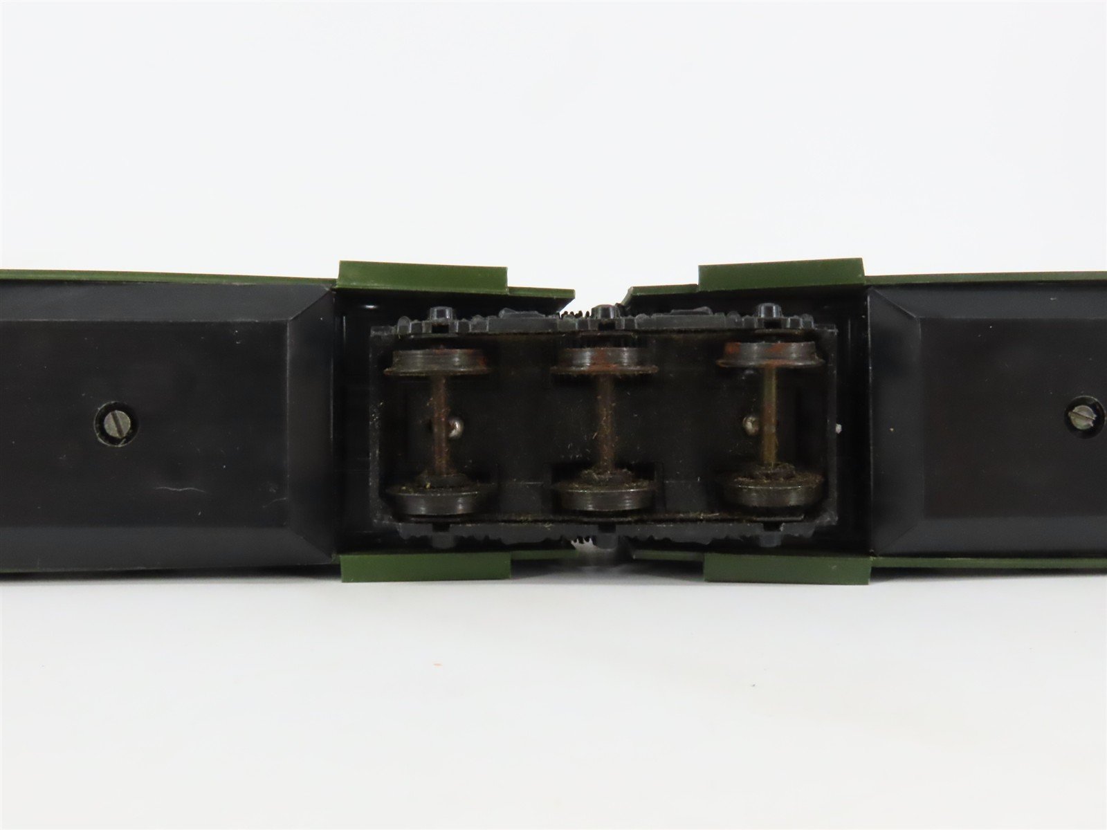 HO Scale Schicht 426/886 DR Deutsche Reichbahn Passenger Car