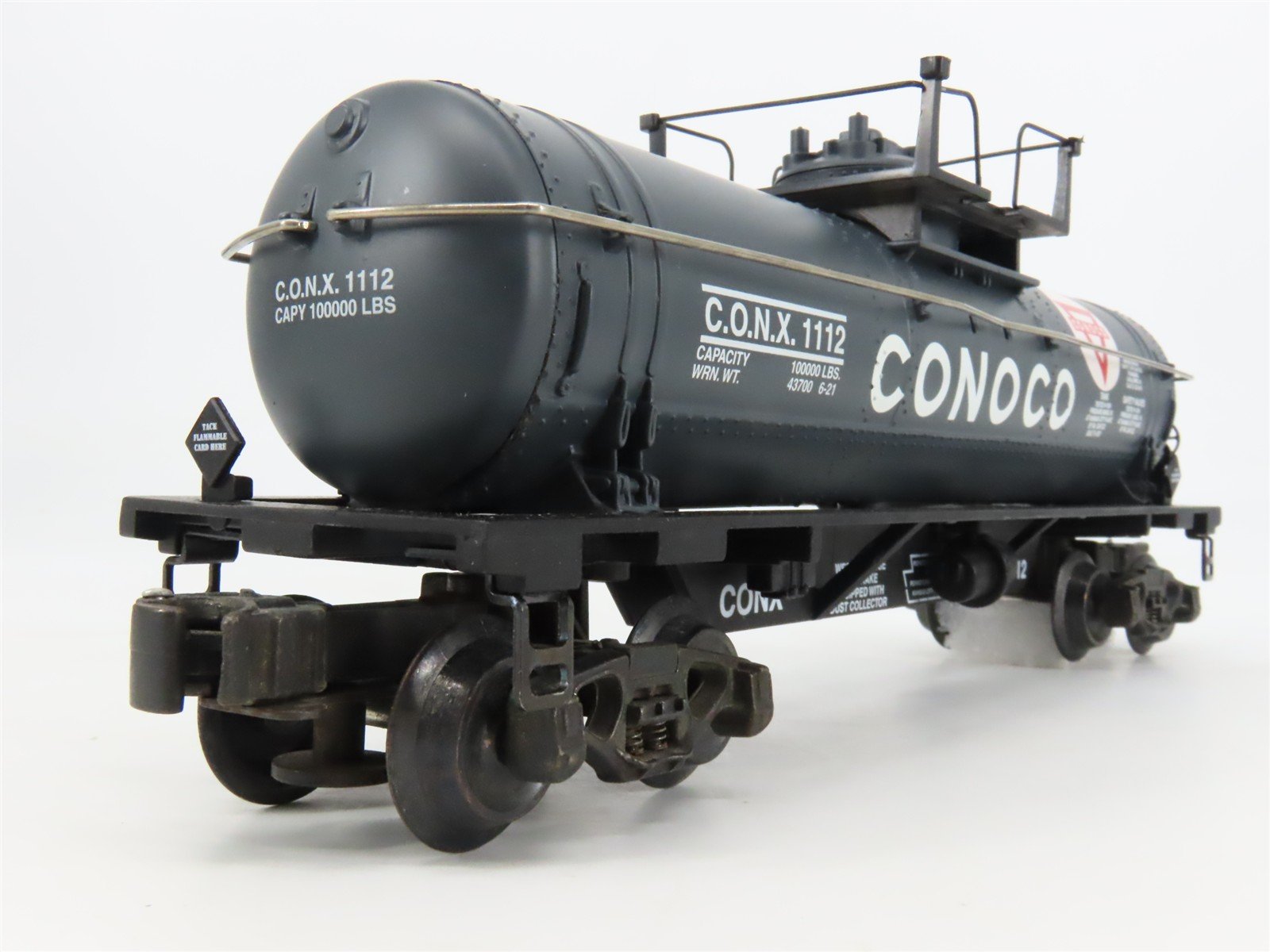 O 3-Rail K-Line K-639104 Conoco Gray Single Dome Tank Car Bank #1112 w/ Display
