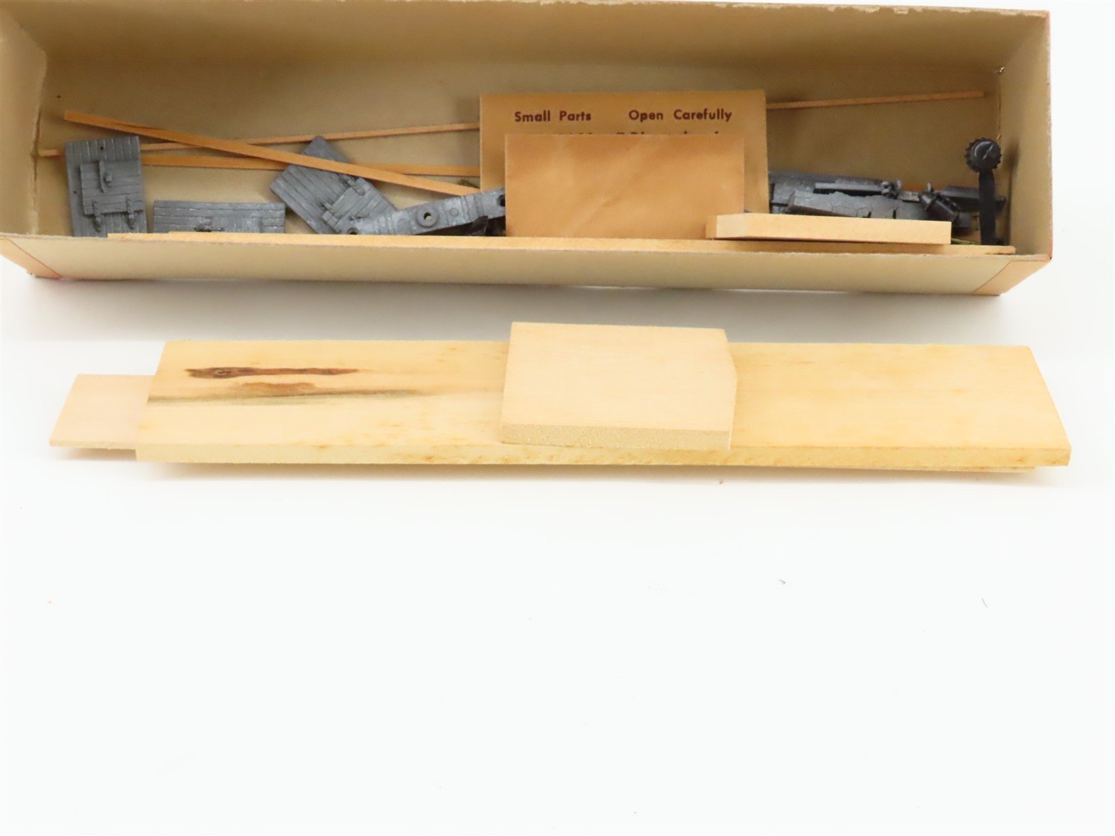 O Scale 2-Rail All-Nation Kit 3569 WRX Green Bay Route 40' Wood Reefer #9363