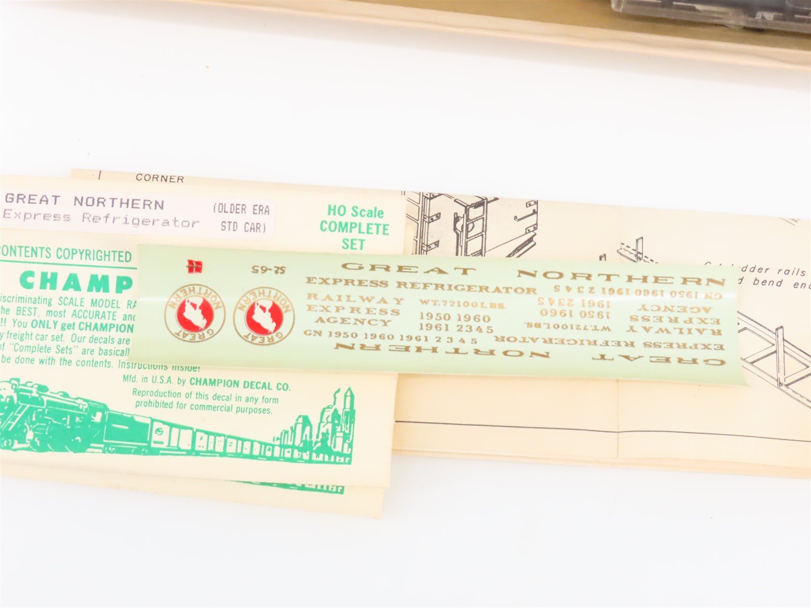 HO Scale Northeastern Craftsman Kit Undecorated GN 50' Wood Express Reefer
