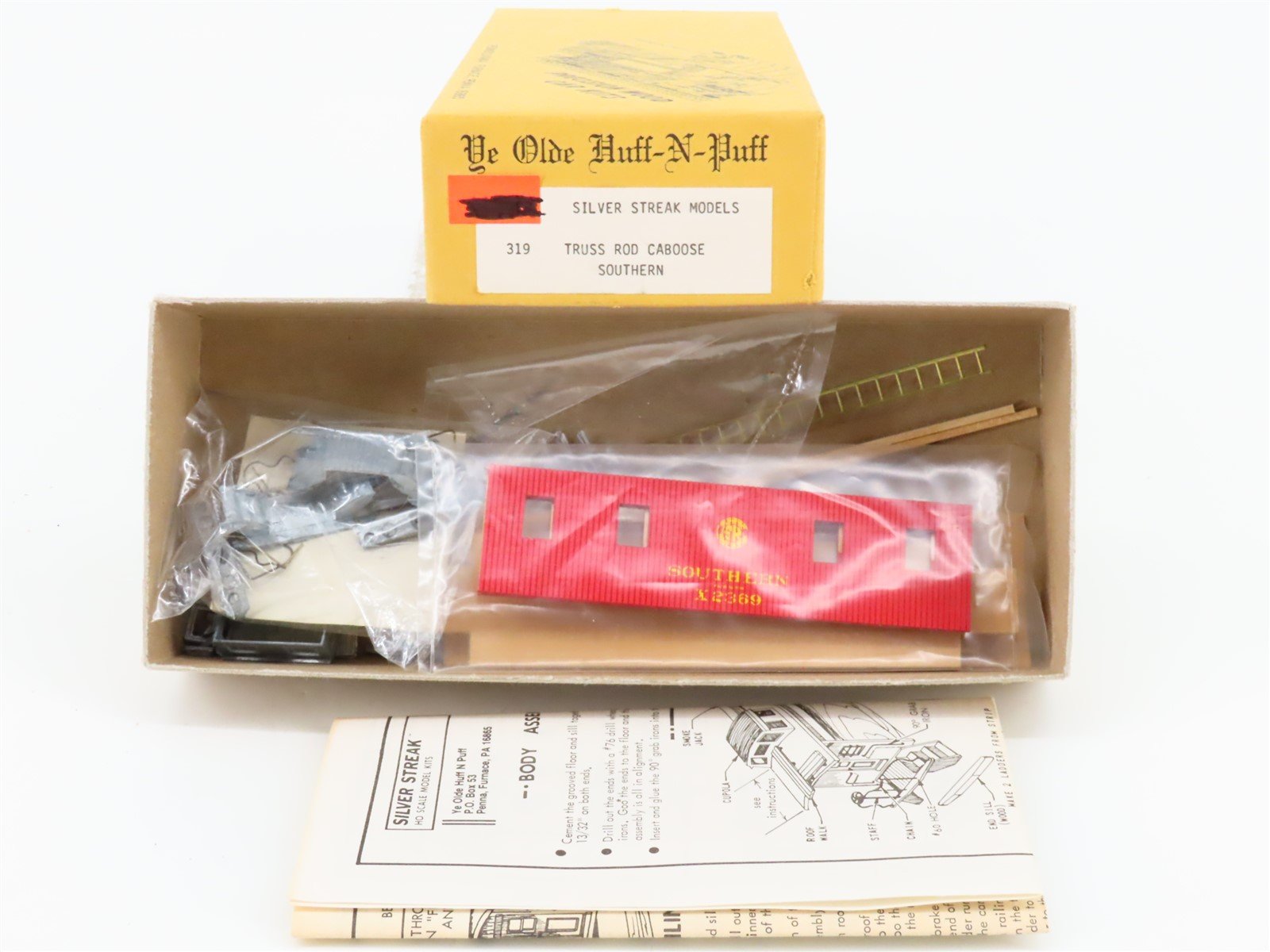 HO Scale Ye Olde Huff-N-Puff Kit 319 SOU Southern Offset Cupola Caboose #X2369
