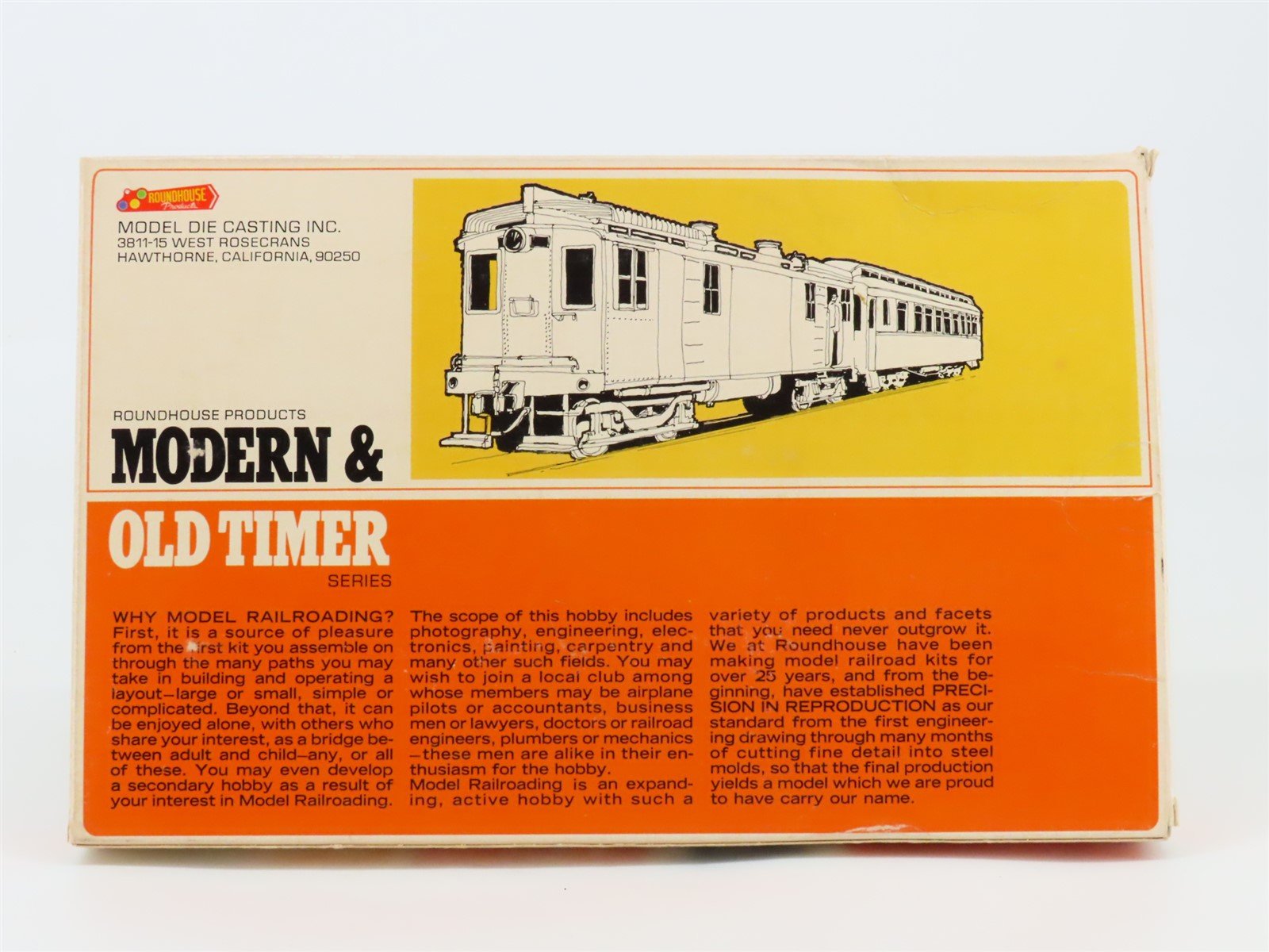 HO Scale Roundhouse Kit Bicentennial Passenger Cars 3-Pack