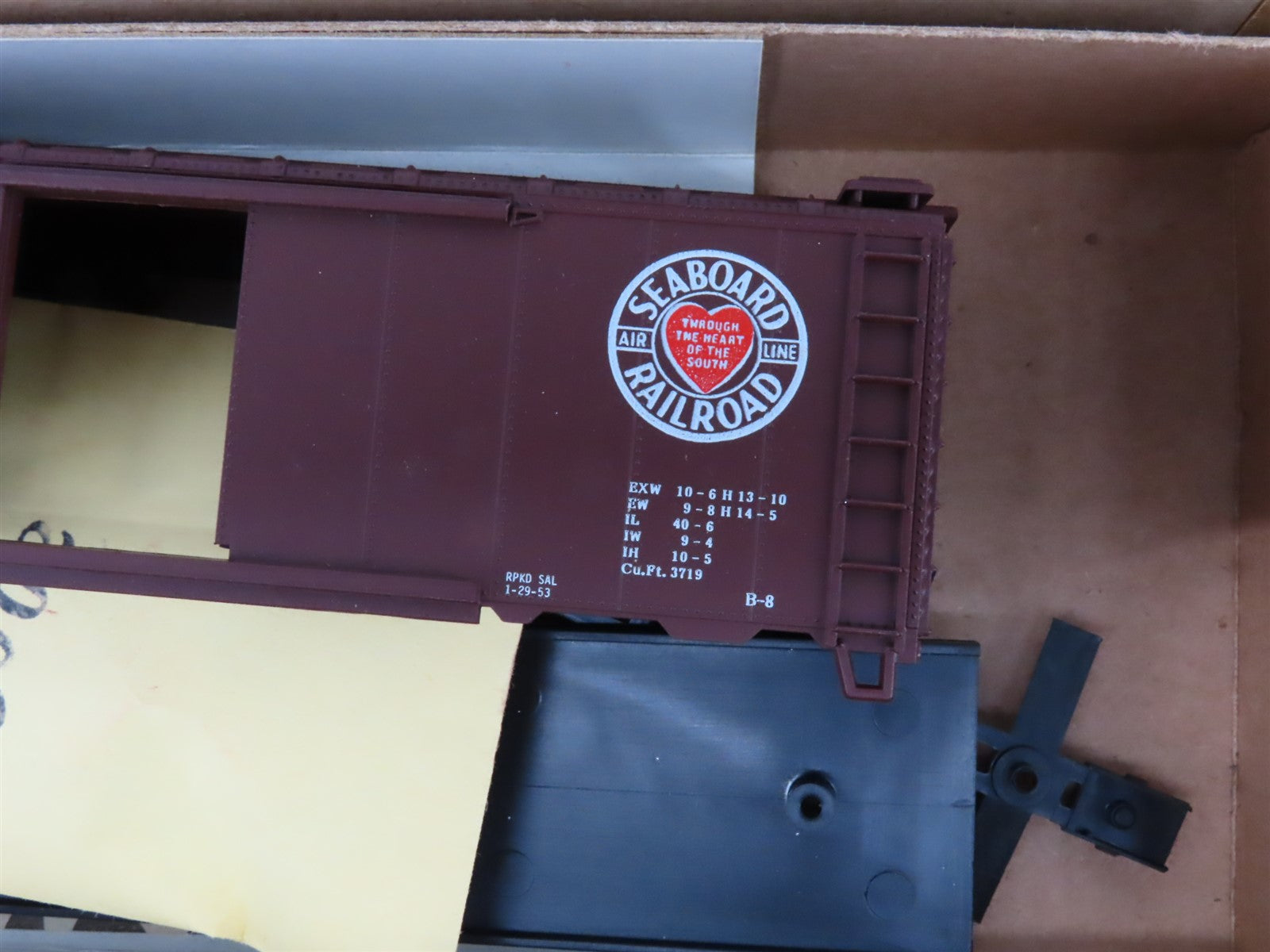LOT of 4 HO Scale Athearn Bev-Bel Kits SAL Seaboard Air Line 40' Box Cars